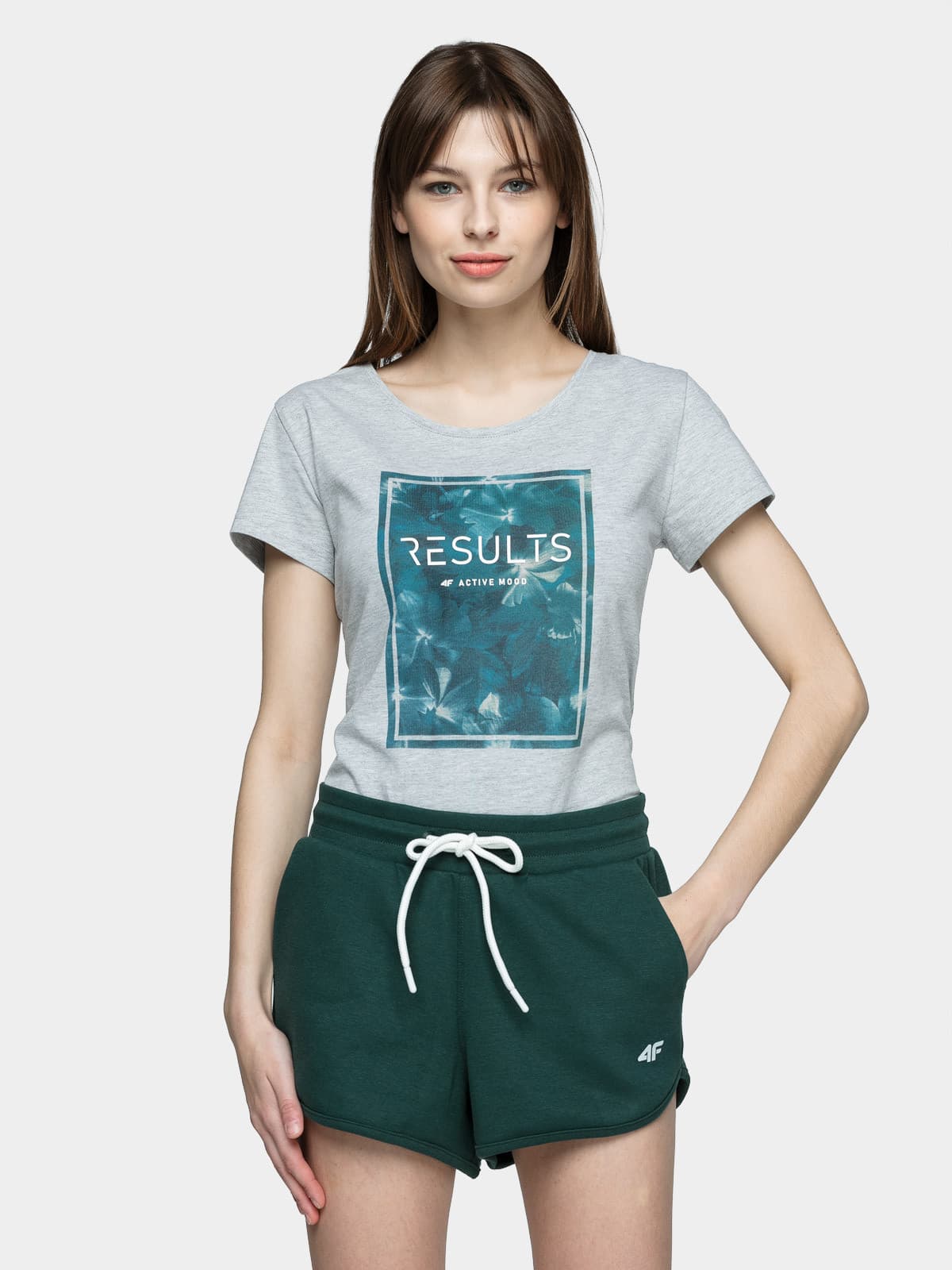 4F H4L21-TSD031 COLD LIGHT GREY Dámské tričko US XL H4L21-TSD031 COLD LIGHT GREY