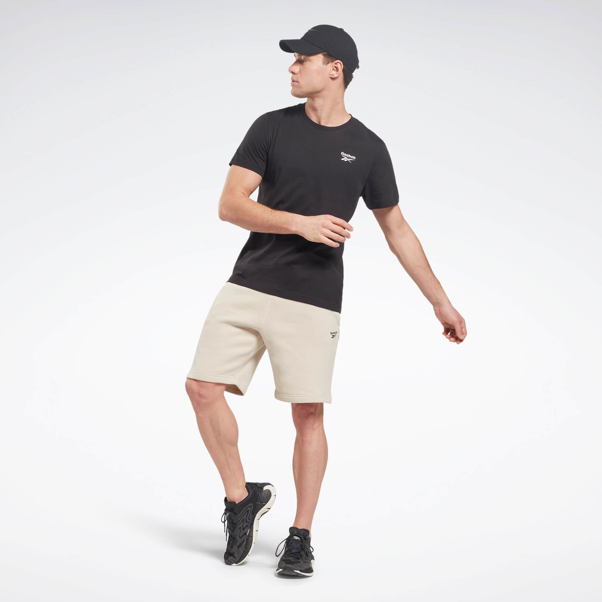 Reebok RI Left Chest Logo Tee Pánské tričko US S HG4441 - náhled 4