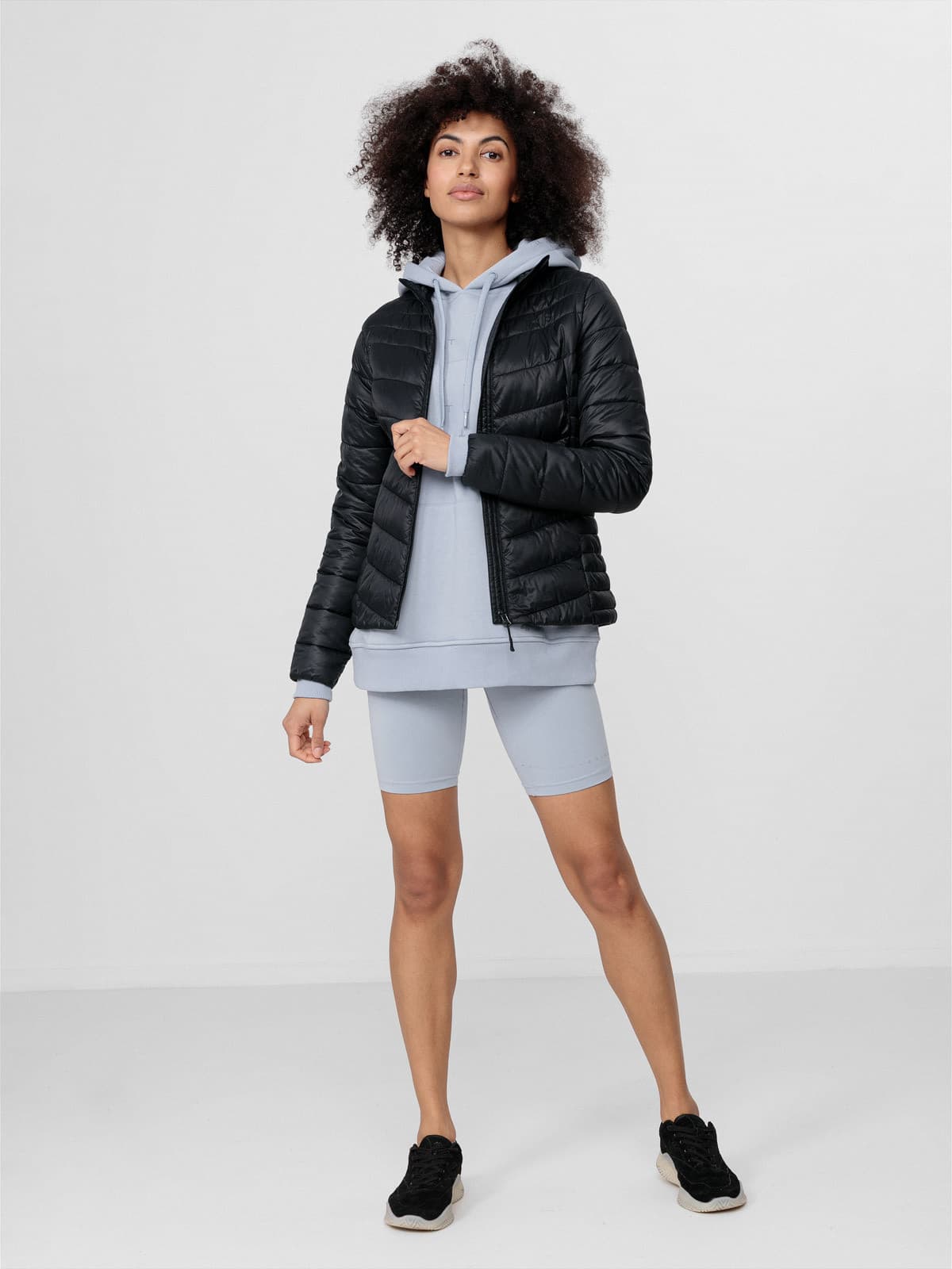4F H4L22-KUDP003 ANTHRACITE Dámská bunda US L H4L22-KUDP003 ANTHRACITE - náhled 2