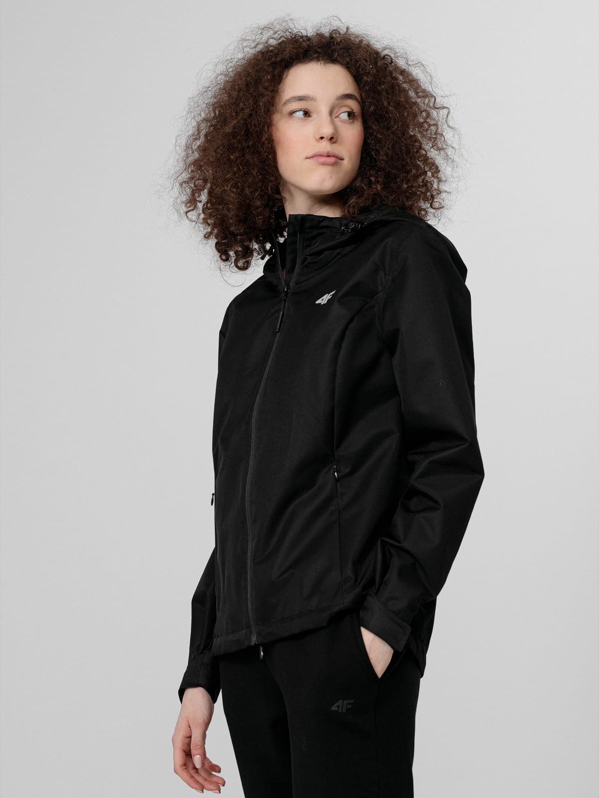 4F H4L22-KUD350 DEEP BLACK Dámská bunda US L H4L22-KUD350 DEEP BLACK