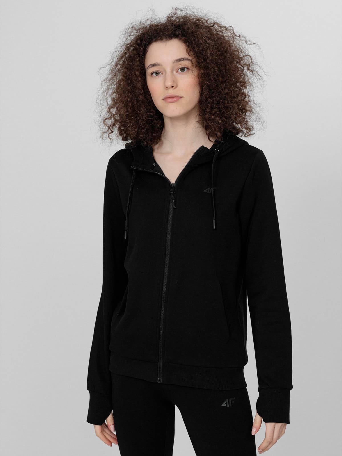 4F H4L22-BLD353 DEEP BLACK Dámská mikina US S H4L22-BLD353 DEEP BLACK - náhled 1
