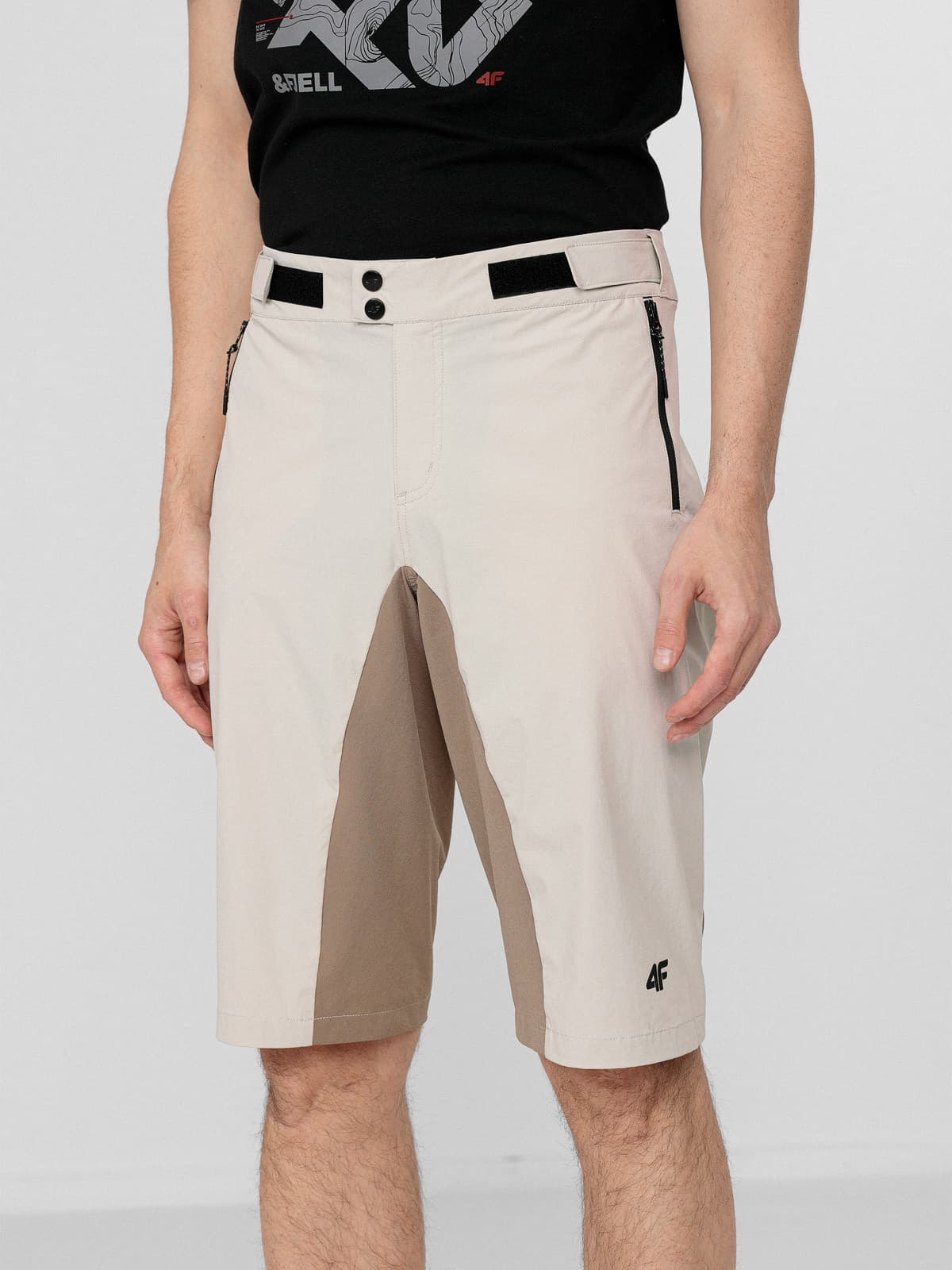 4F H4L22-SKMTR061 BEIGE Pánské kraťasy US 3XL H4L22-SKMTR061 BEIGE - náhled 4