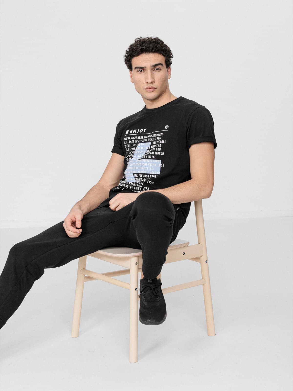 Outhorn HOL22-SPMD601 DEEP BLACK Pánské tepláky US S HOL22-SPMD601 DEEP BLACK - náhled 3