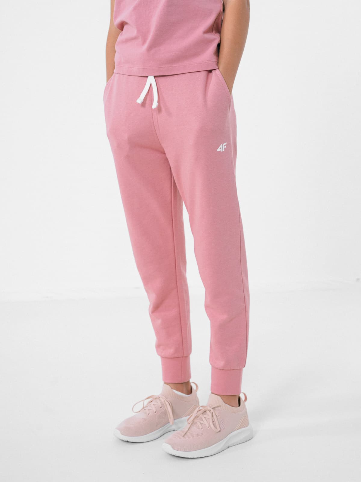4F HJZ22-JSPDD001 LIGHT PINK Dětské tepláky EU 122 HJZ22-JSPDD001 LIGHT PINK - náhled 3