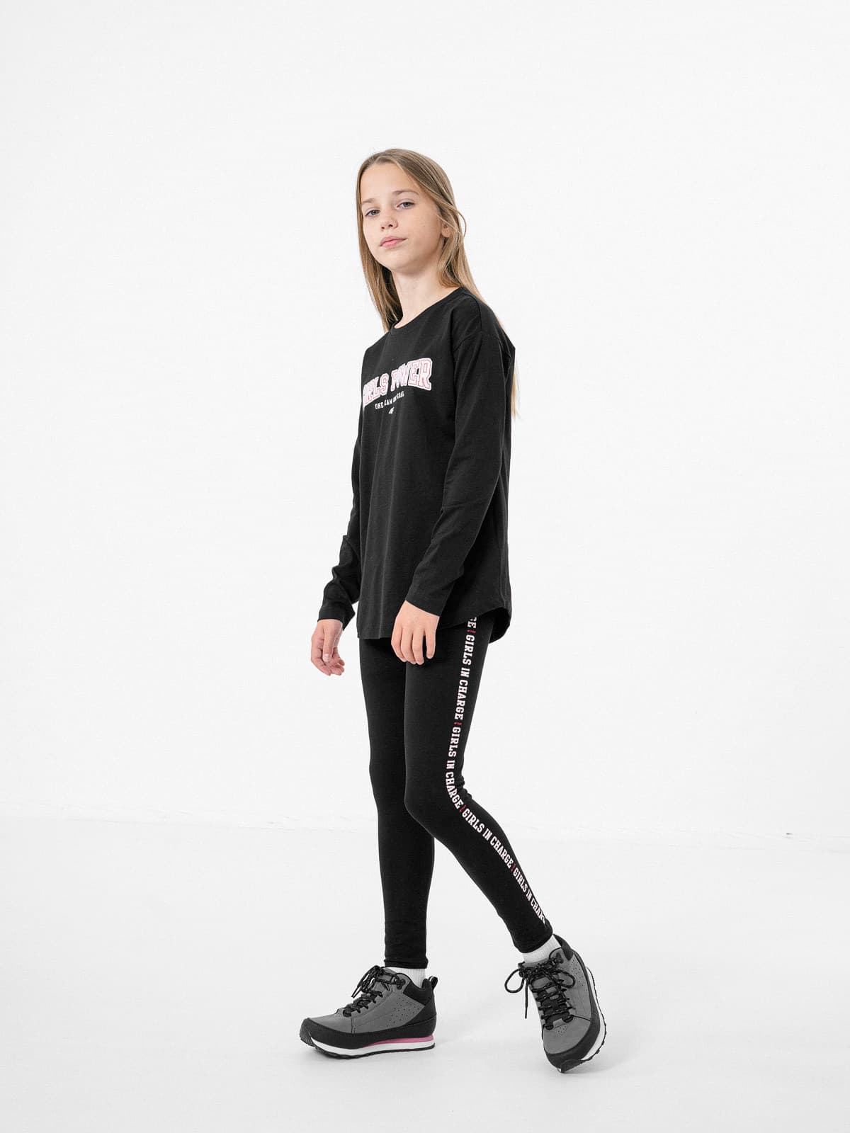 4F HJZ22-JLEG003 DEEP BLACK Dětské legíny EU 122 HJZ22-JLEG003 DEEP BLACK - náhled 5