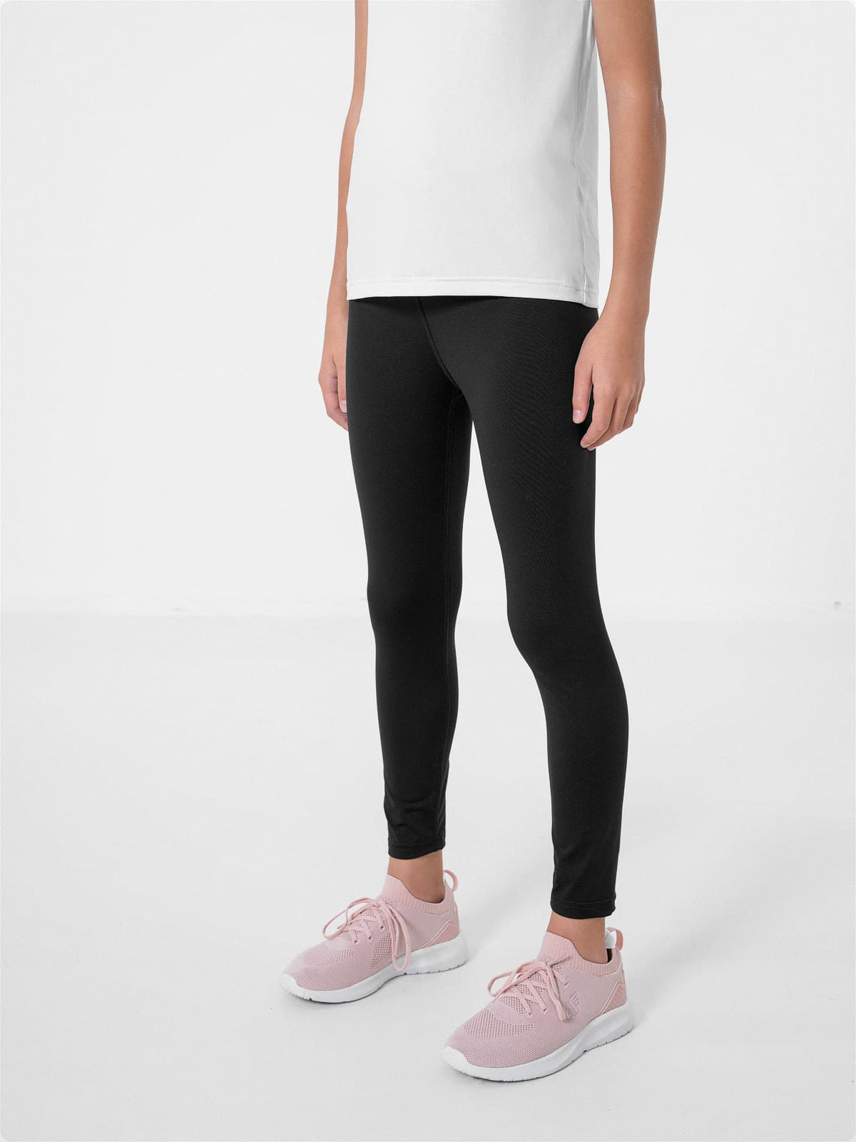 4F HJZ22-JSPDF002 DEEP BLACK Dětské funkční legíny EU 122/128 HJZ22-JSPDF002 DEEP BLACK - náhled 3
