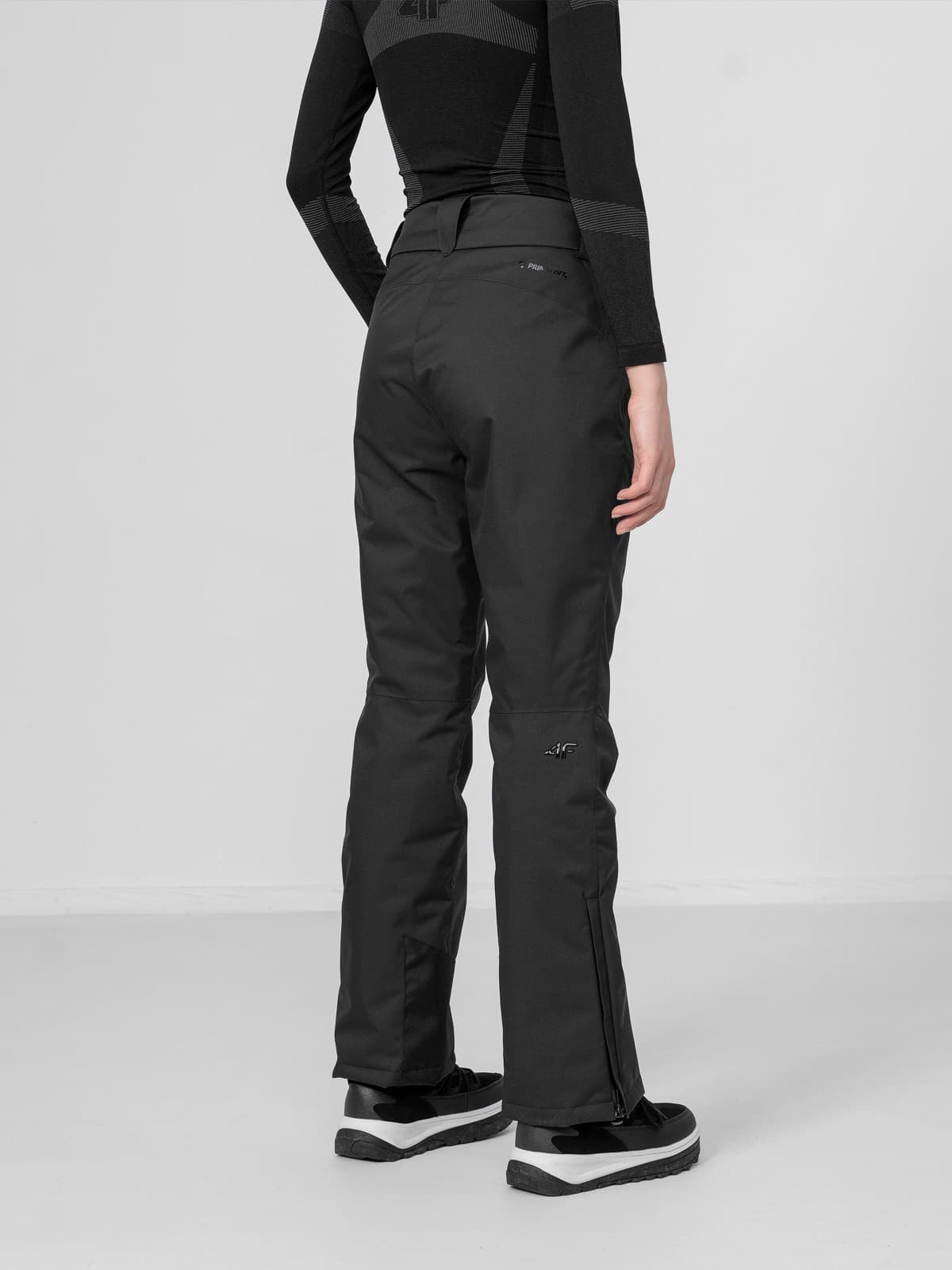 4F H4Z22-SPDN006 DEEP BLACK Dámské lyžařské kalhoty US L H4Z22-SPDN006 DEEP BLACK - náhled 5