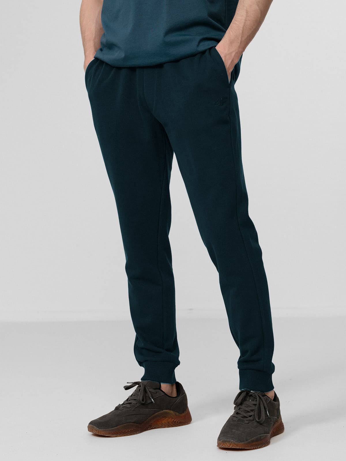 4F H4Z22-SPMD350 DARK BLUE Pánské tepláky US 3XL H4Z22-SPMD350 DARK BLUE - náhled 4