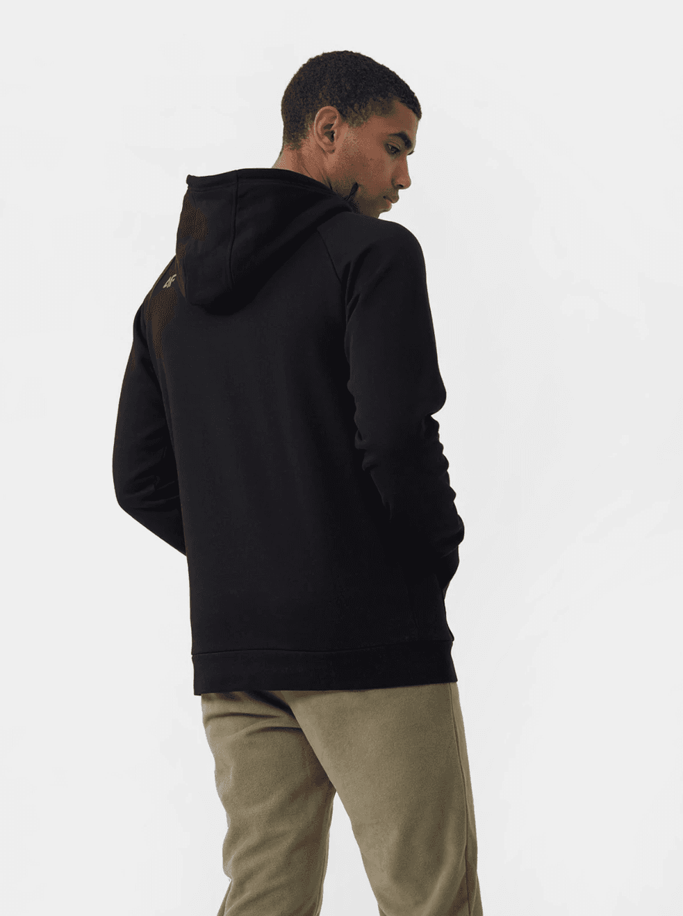 4F H4Z22-BLM021 DEEP BLACK Pánská mikina US 3XL H4Z22-BLM021 DEEP BLACK - náhled 5