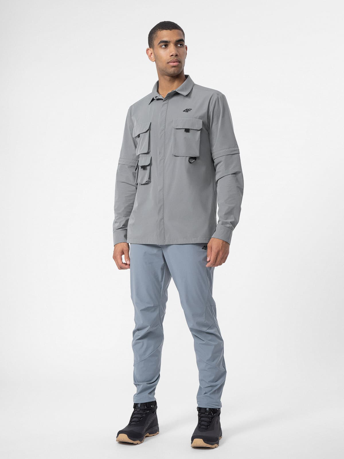 4F 4FSS23TFTRM092 MIDDLE GREY Pánské kalhoty US 3XL 4FSS23TFTRM092 MIDDLE GREY