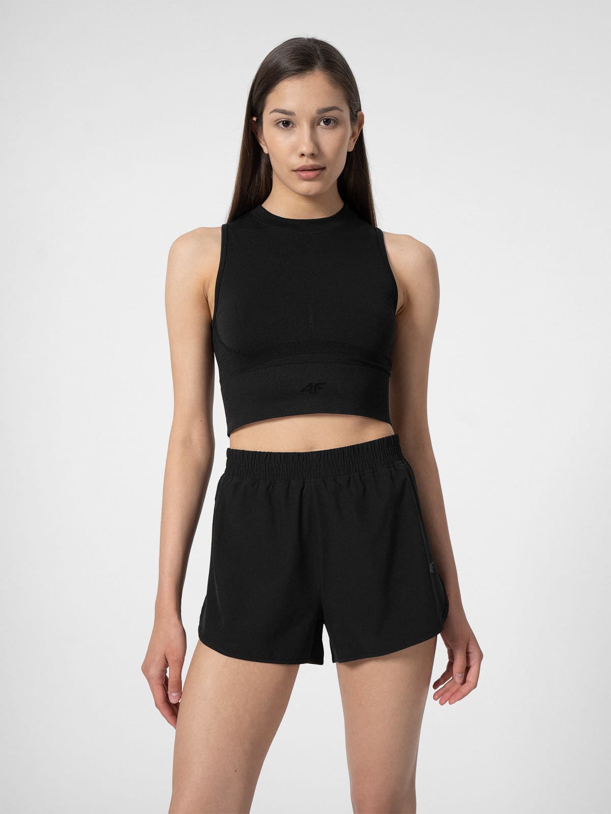 4F 4FSS23TFTSF154 DEEP BLACK Dámské sportovní tílko US M/L 4FSS23TFTSF154 DEEP BLACK