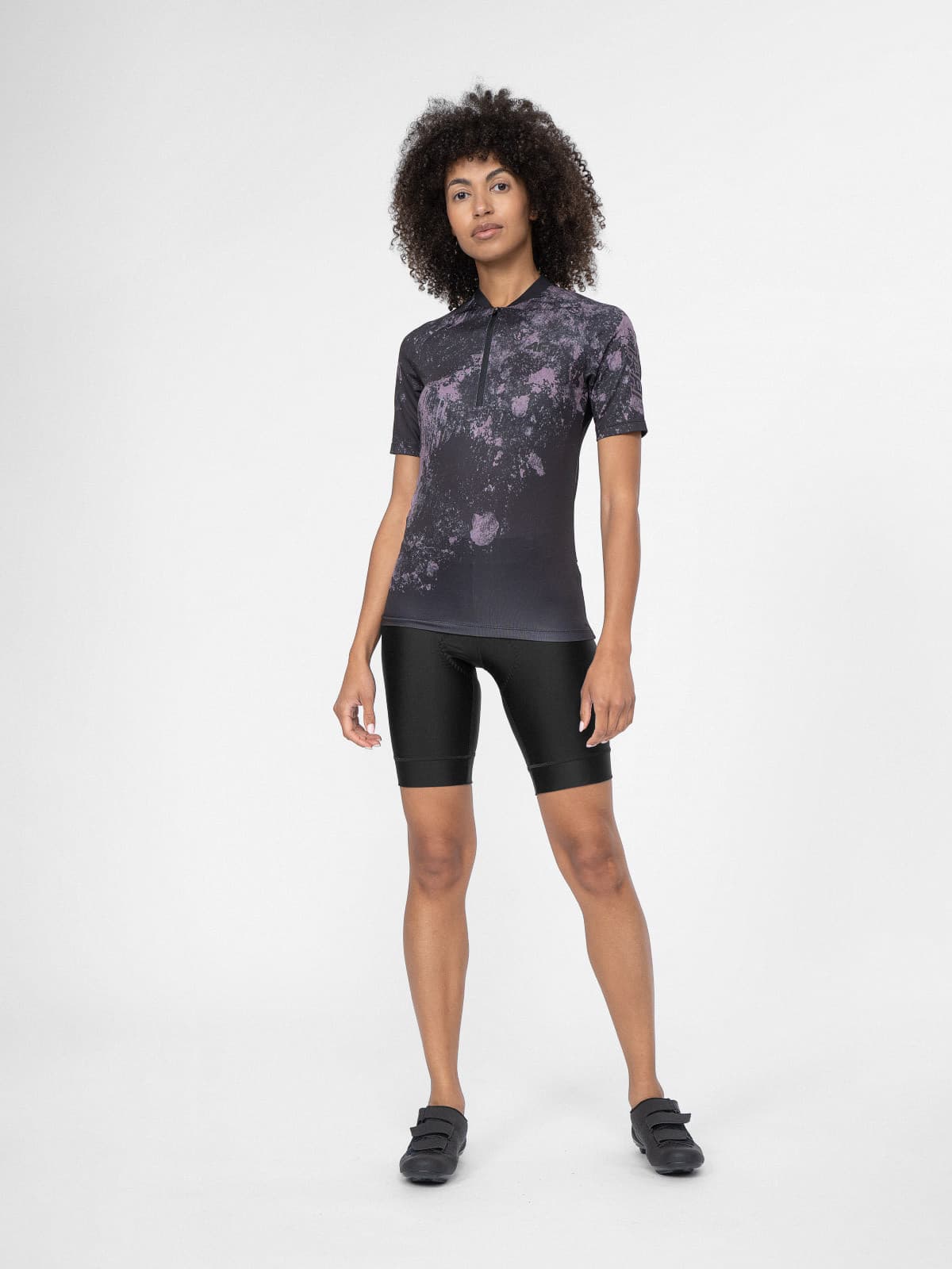 4F 4FSS23TFSHF158 DEEP BLACK Dámské kraťasy na kolo US XL 4FSS23TFSHF158 DEEP BLACK - náhled 2
