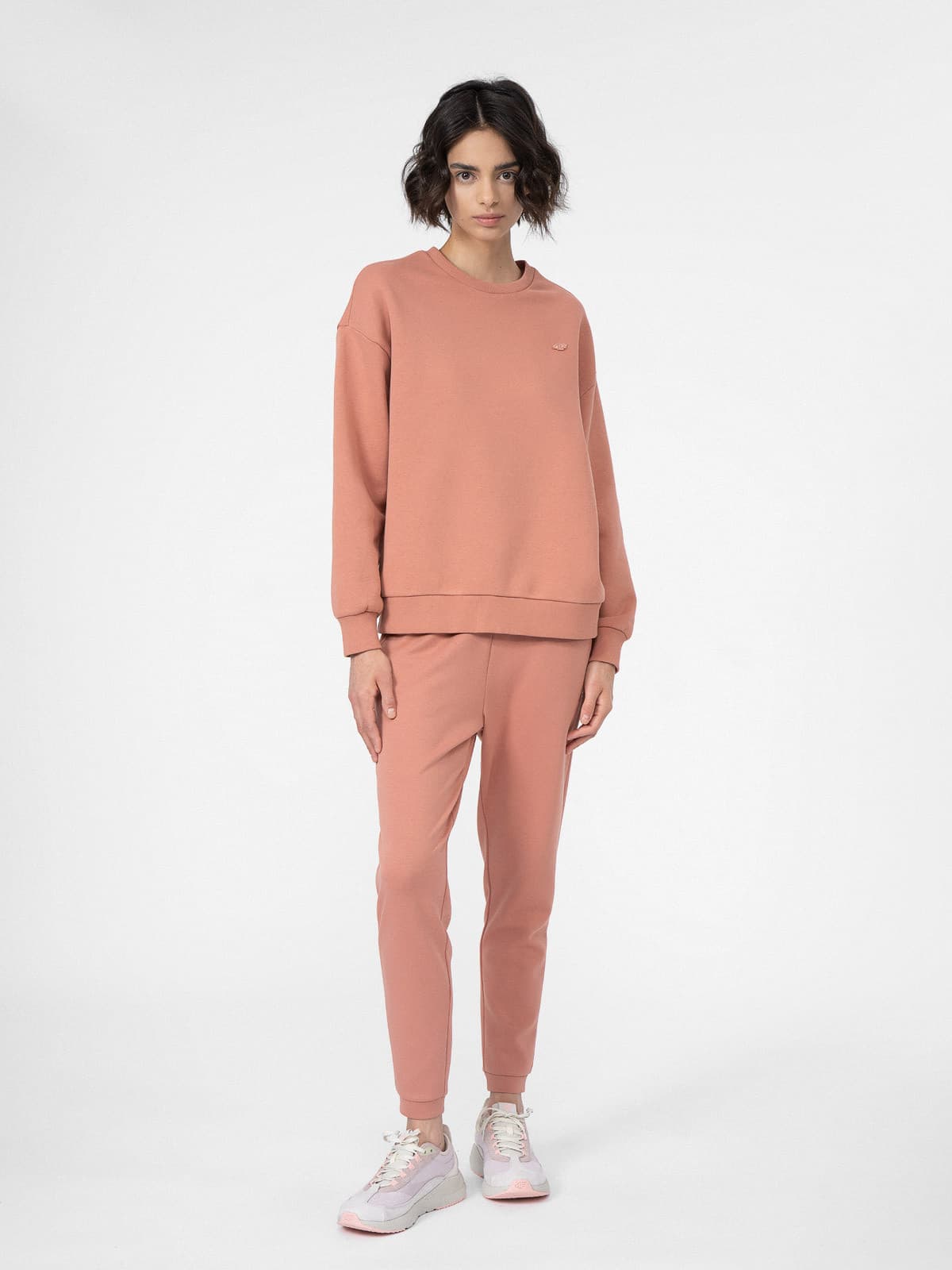 4F 4FSS23TTROF333 SALMON CORAL Dámské tepláky US XL 4FSS23TTROF333 SALMON CORAL - náhled 2