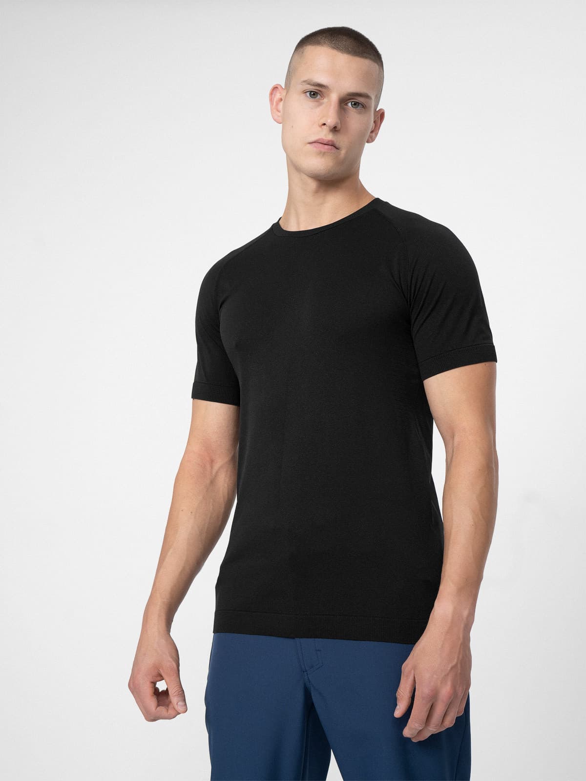 4F 4FSS23TFTSM141 DEEP BLACK Pánské tričko US L/XL 4FSS23TFTSM141 DEEP BLACK - náhled 1
