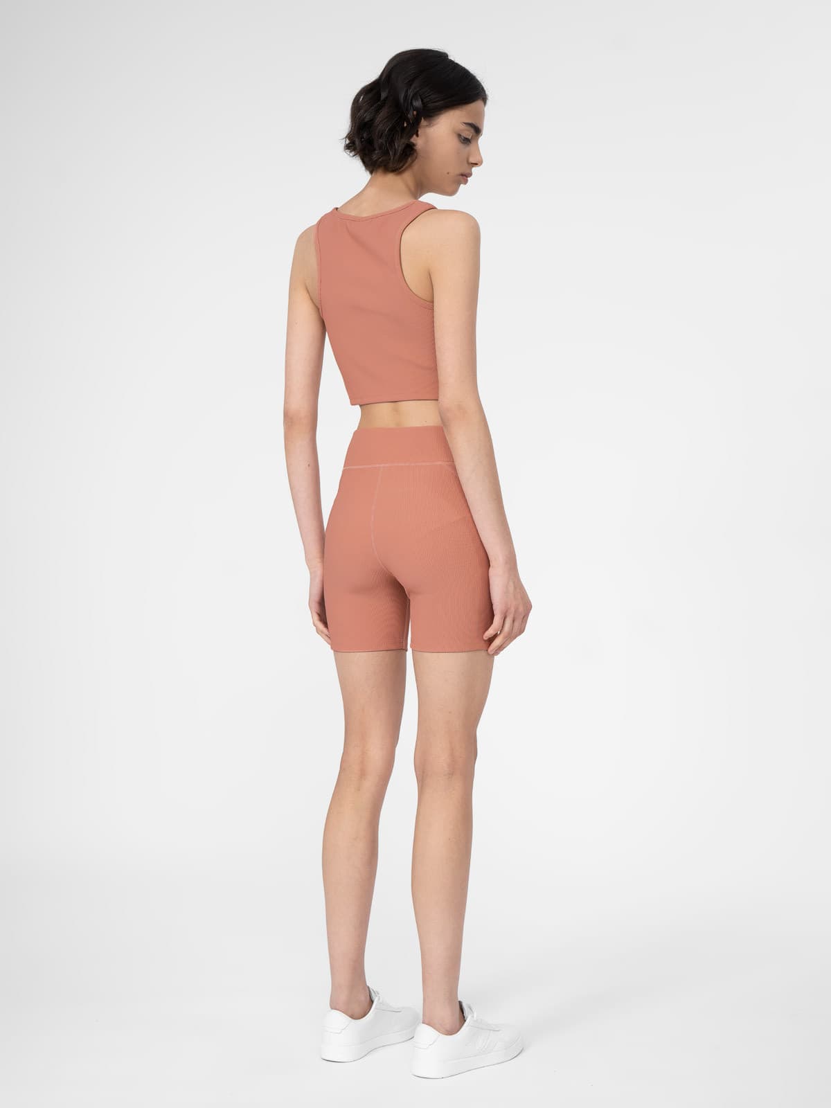 4F 4FSS23TTIGF041 SALMON CORAL Dámské legínové kraťasy US L 4FSS23TTIGF041 SALMON CORAL - náhled 3