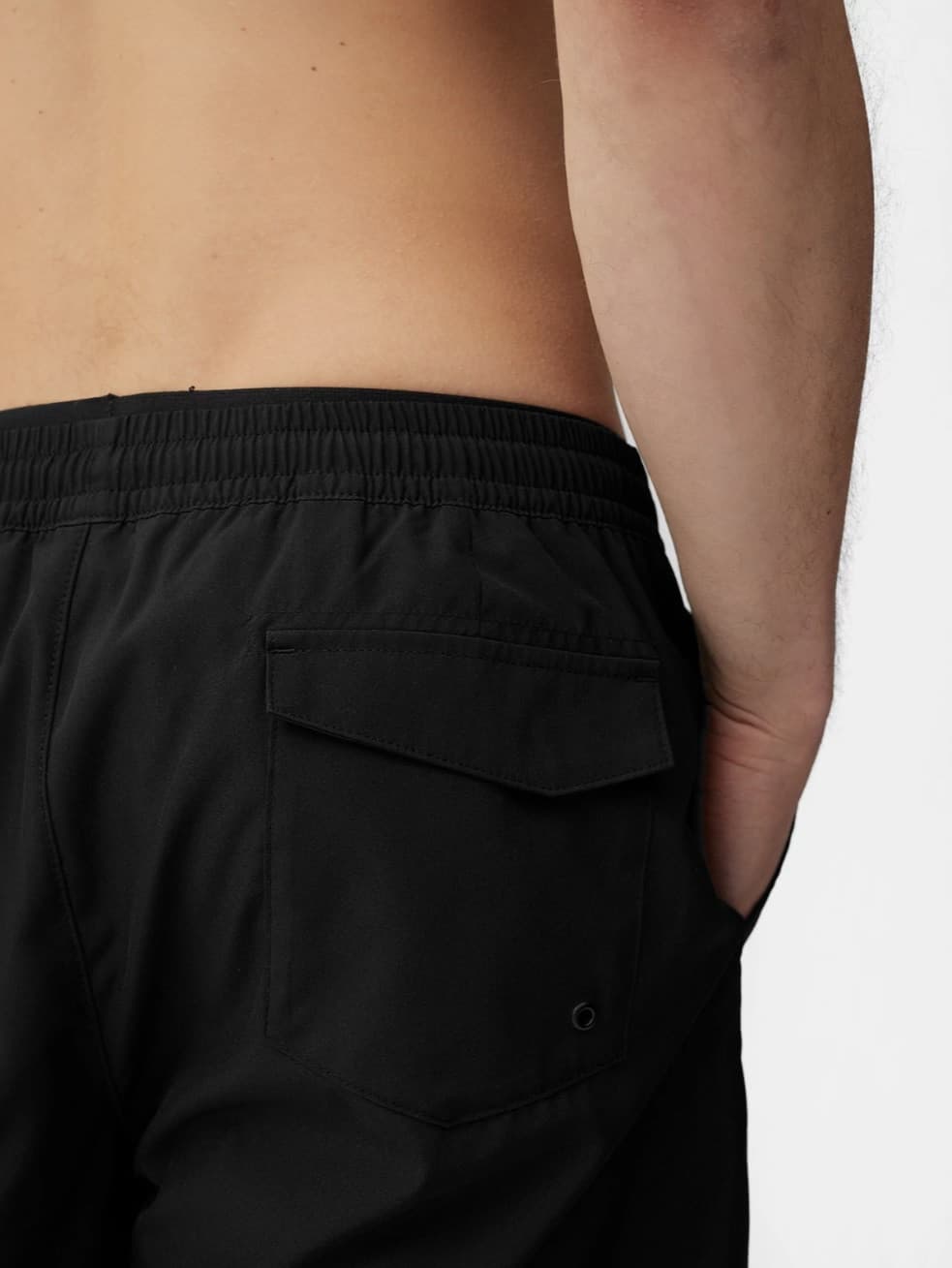 4F 4FSS23UBDSM022 DEEP BLACK Pánské koupací kraťasy US XXL 4FSS23UBDSM022 DEEP BLACK - náhled 4