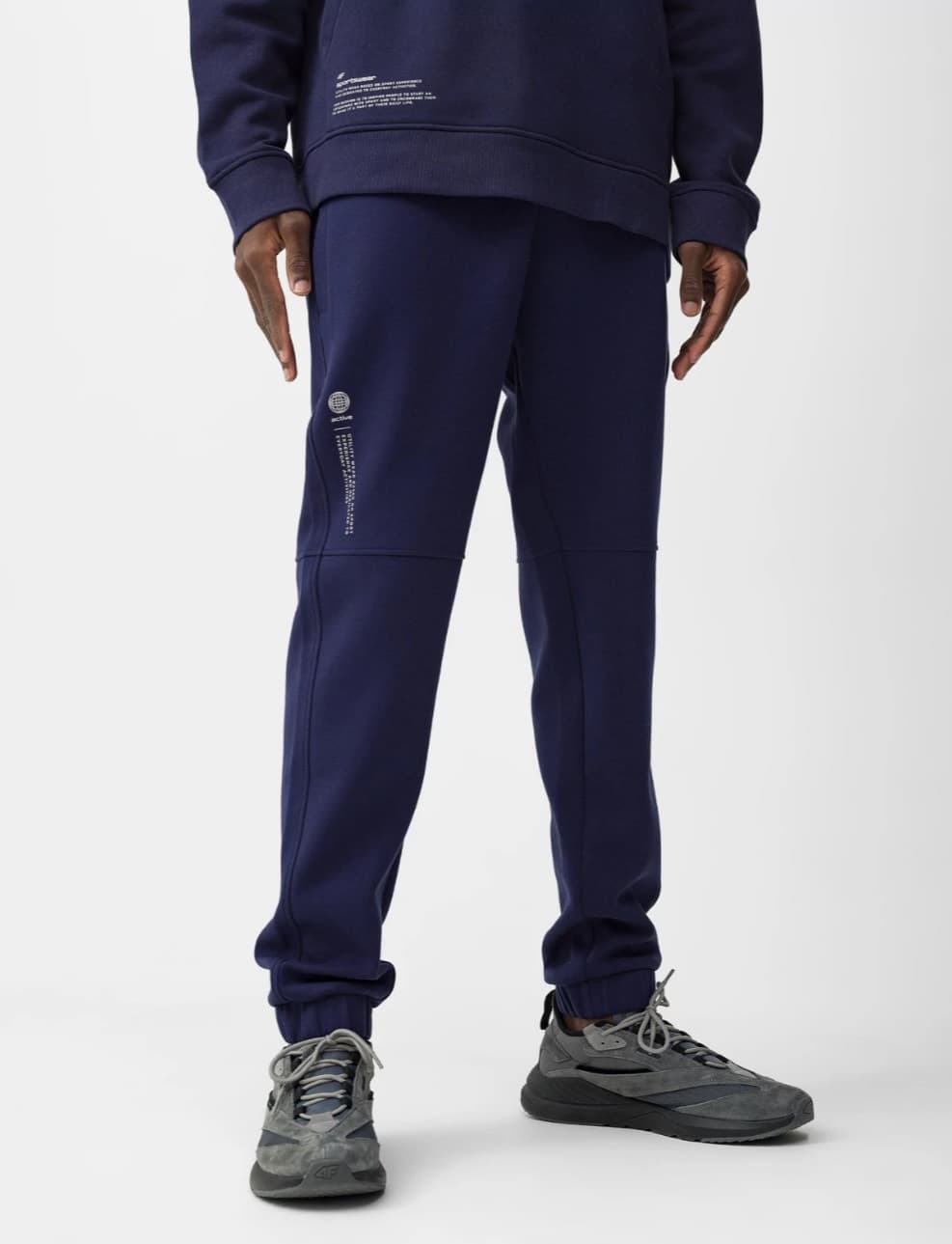 4F 4FSS23TTROM137 NAVY Pánské tepláky US 3XL 4FSS23TTROM137 NAVY - náhled 1