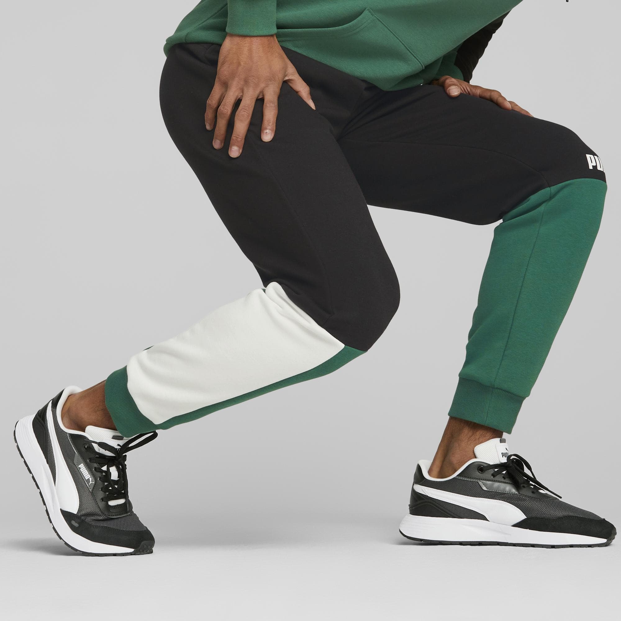 Puma ESS+ Block Sweatpants Pánské tepláky US M 848007-37 - náhled 4