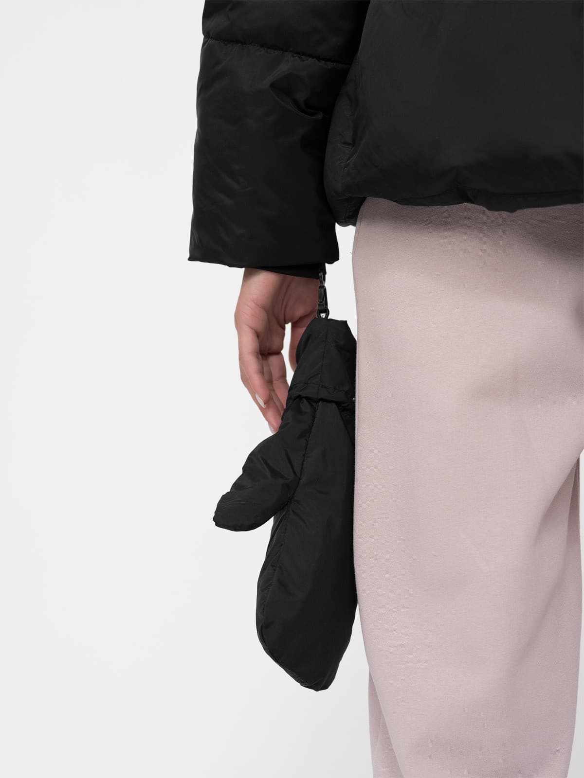 4F 4FAW23TDJAF234 DEEP BLACK Dámská bunda s rukavicemi US XL 4FAW23TDJAF234 DEEP BLACK - náhled 3