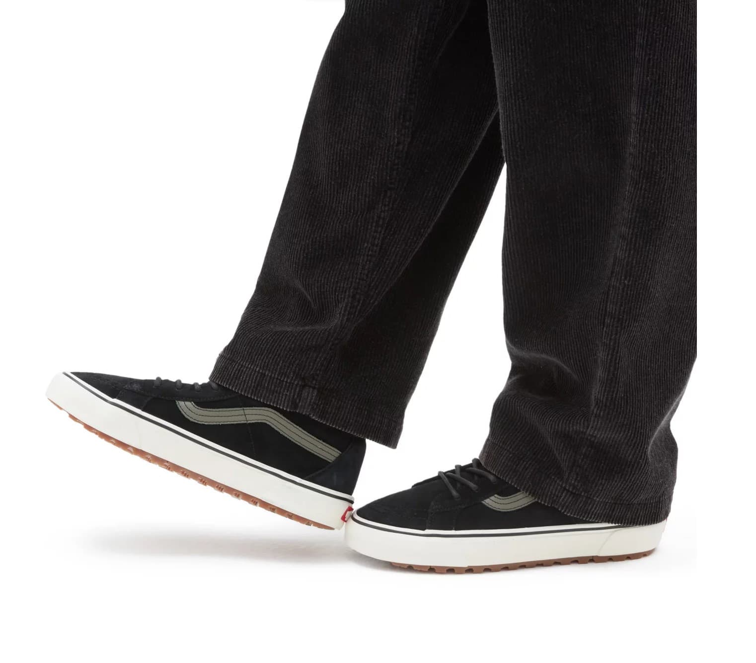 Vans UA SK8-Hi MTE-1 Boty EU 36.5 VN0A5HZY1KP1 - náhled 5