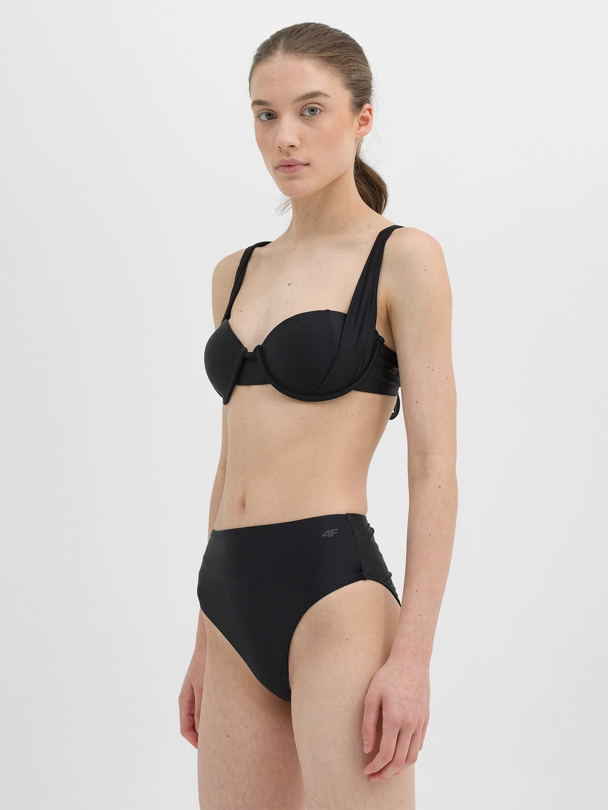 4F BIKINI TOP F042 Horní díl plavek US L 4FWSS24UBKTF042 DEEP BLACK - náhled 2