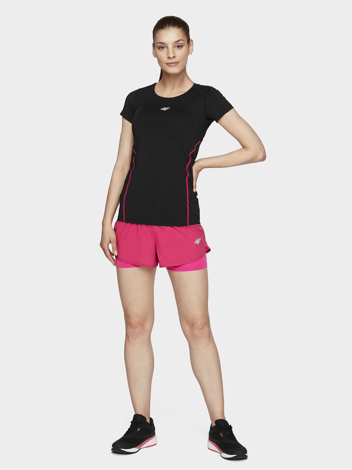 4F H4L21-TSDF011 DEEP BLACK Dámské tričko US L H4L21-TSDF011 DEEP BLACK - náhled 4