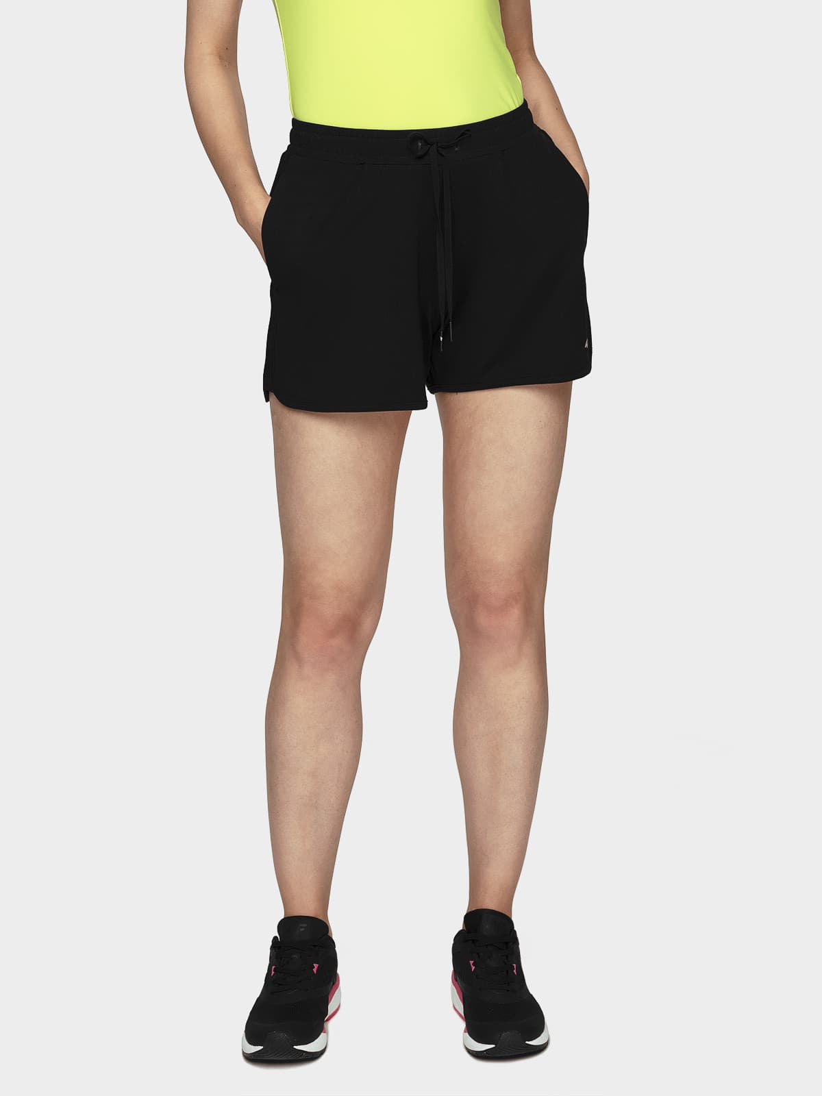 4F NOSH4-SKDF001 DEEP BLACK Dámské kraťasy US XL NOSH4-SKDF001 DEEP BLACK - náhled 2