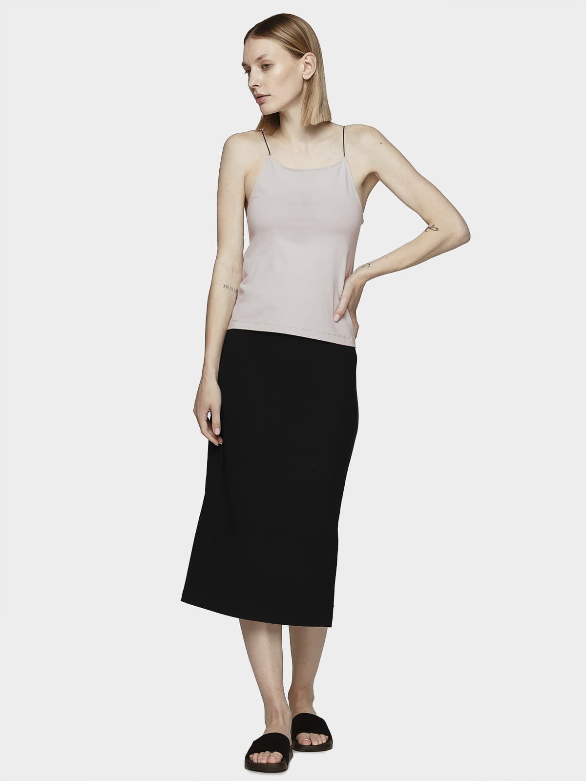 Outhorn HOL21-SPUD601 DEEP BLACK Dámská sukně US L HOL21-SPUD601 DEEP BLACK - náhled 2