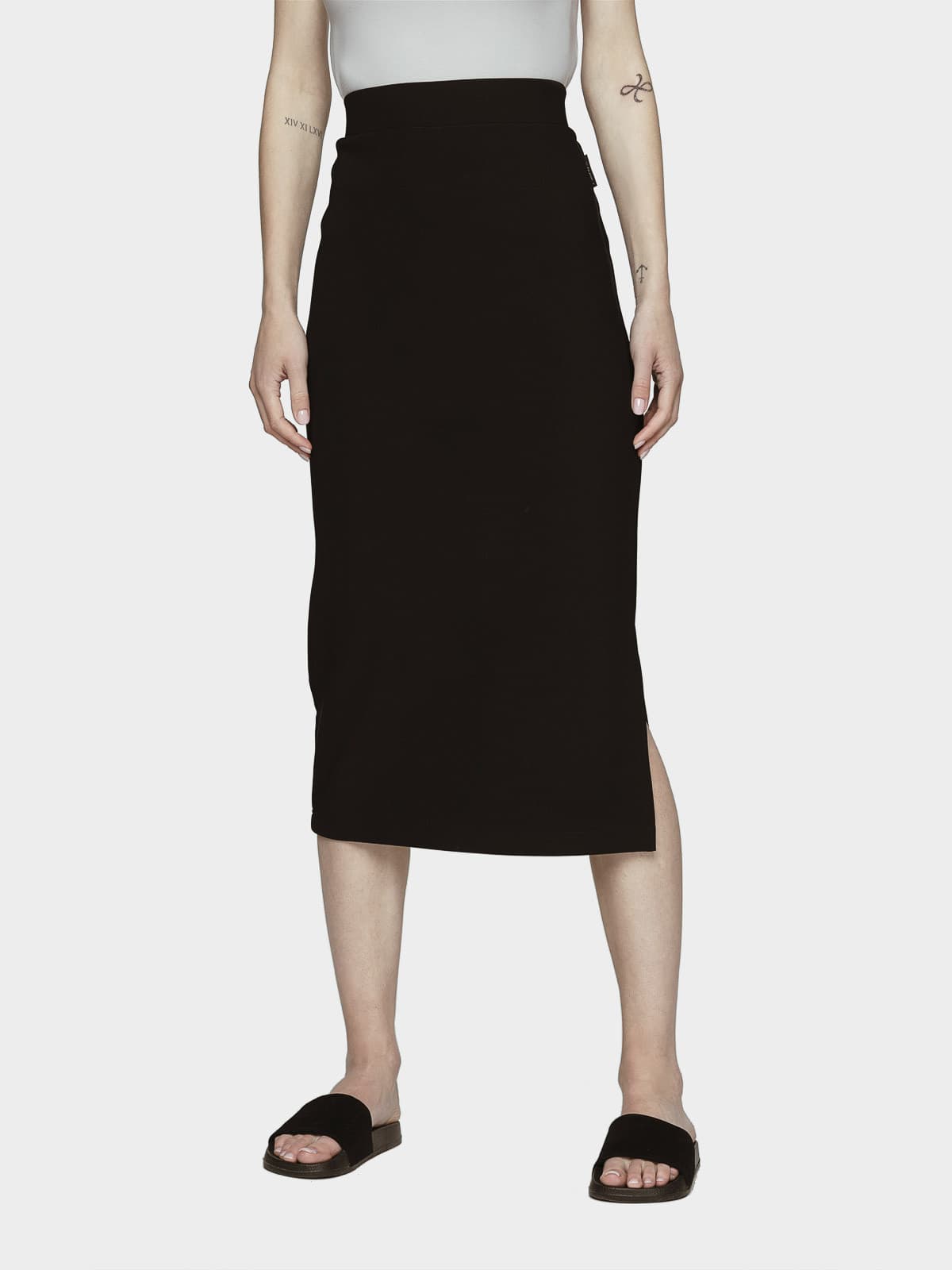 Outhorn HOL21-SPUD601 DEEP BLACK Dámská sukně US L HOL21-SPUD601 DEEP BLACK - náhled 1