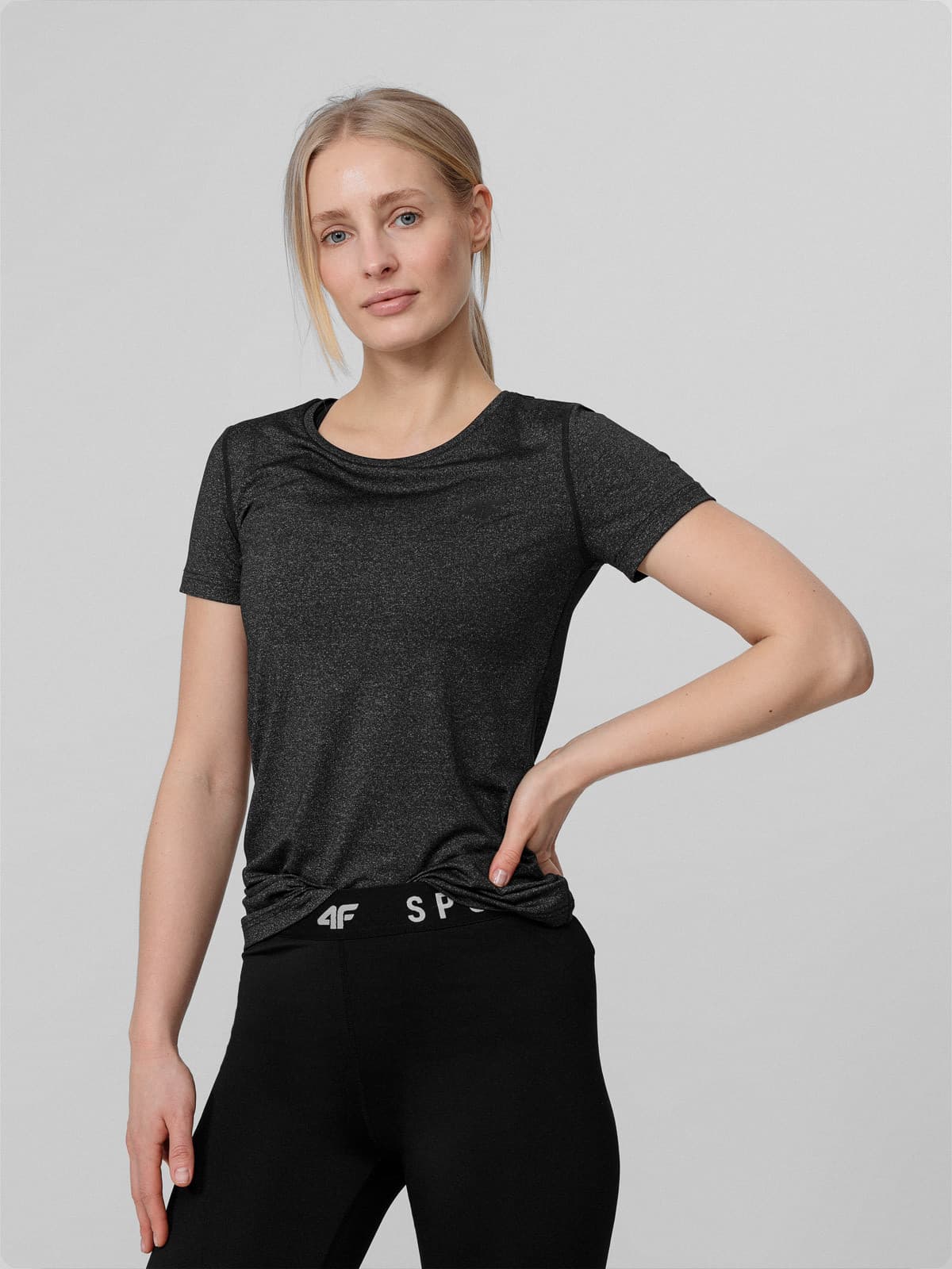 4F H4L22-TSDF353 DEEP BLACK MELANGE Dámské tričko US L H4L22-TSDF353 DEEP BLACK MEL - náhled 1