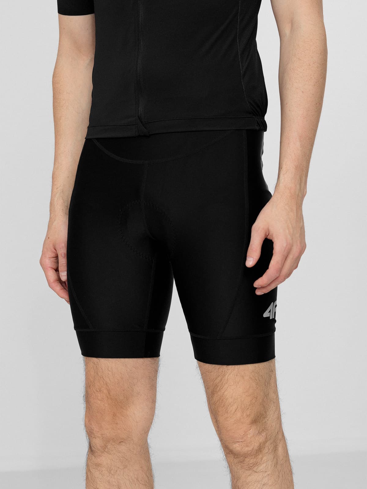 4F H4L22-RSM001 DEEP BLACK Pánské cyklistické kraťasy US M H4L22-RSM001 DEEP BLACK - náhled 1