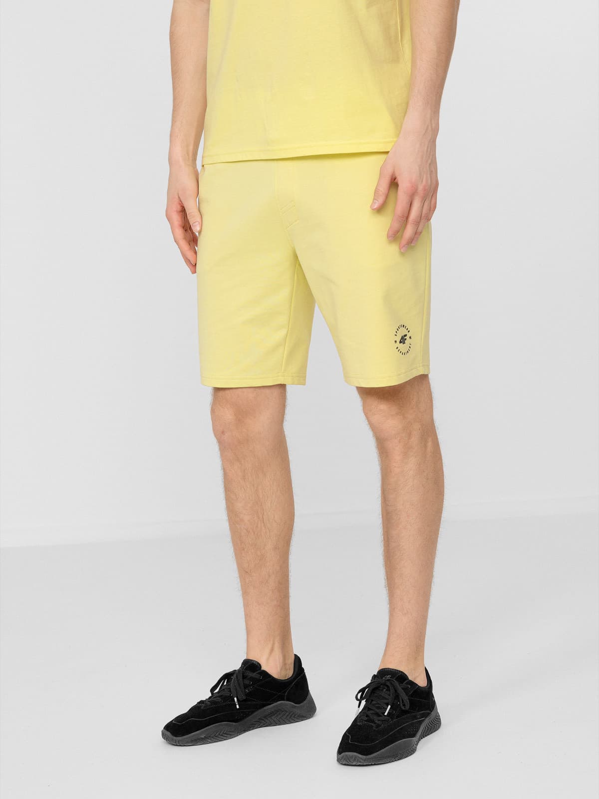 4F H4L22-SKMD014 LIGHT LEMON Pánské kraťasy US XXL H4L22-SKMD014 LIGHT LEMON - náhled 3