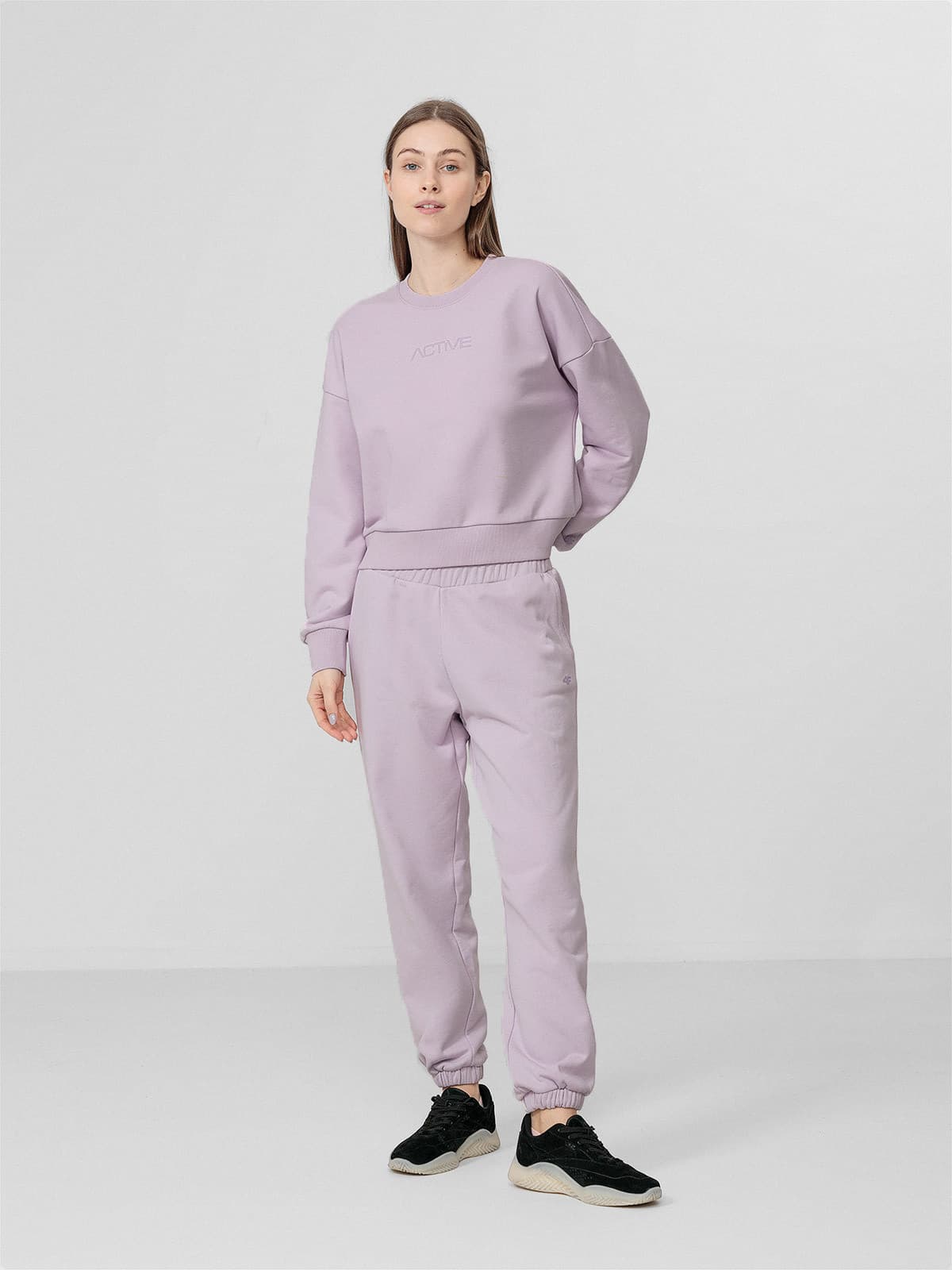 4F H4L22-BLD023 LIGHT VIOLET Dámská mikina US L H4L22-BLD023 LIGHT VIOLET - náhled 2