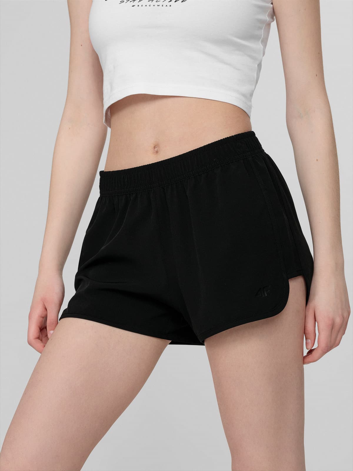 4F H4L22-SKDT012 DEEP BLACK Dámské kraťasy US L H4L22-SKDT012 DEEP BLACK - náhled 3