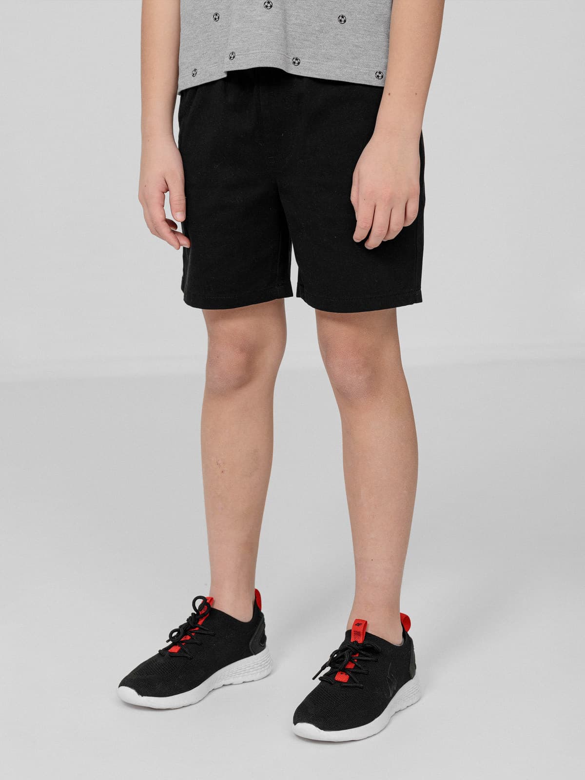 4F HJL22-JSKMC001 DEEP BLACK Dětské kraťasy EU 128 HJL22-JSKMC001 DEEP BLACK - náhled 4