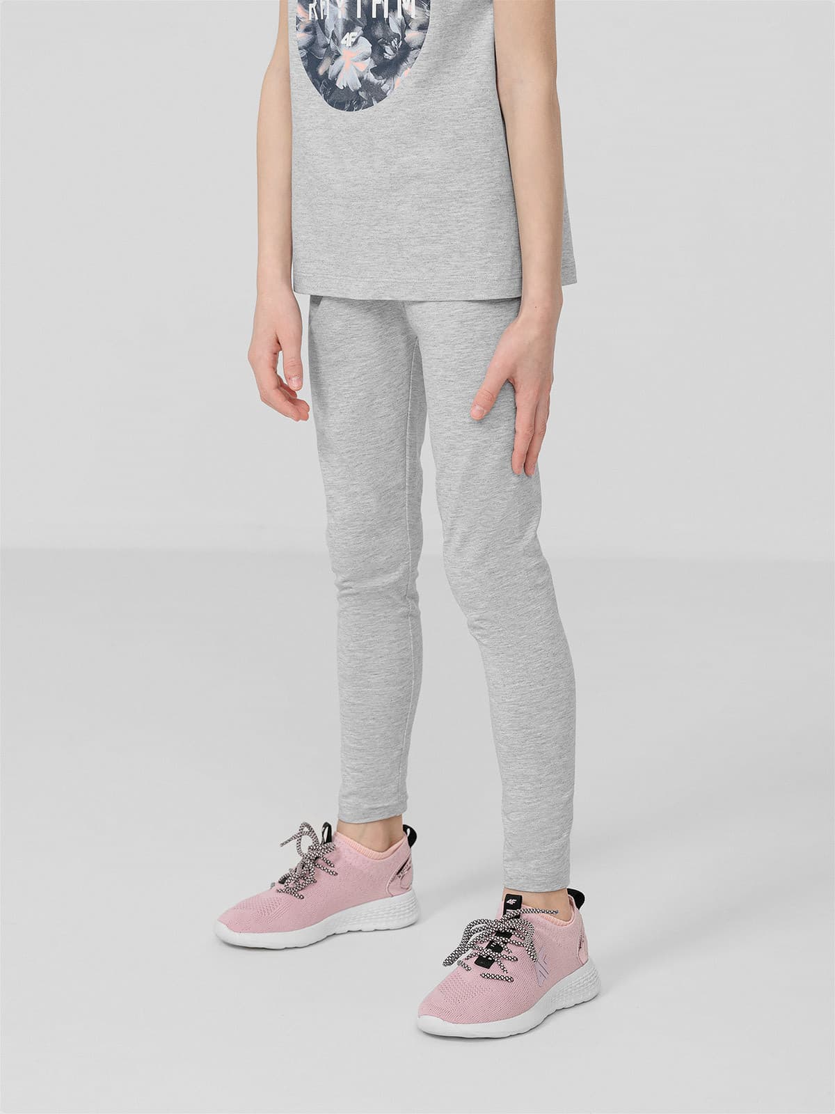 4F HJL22-JLEG004 COLD LIGHT GREY MELANGE Dětské legíny EU 122 HJL22-JLEG004 LIGHT GREY MEL - náhled 4