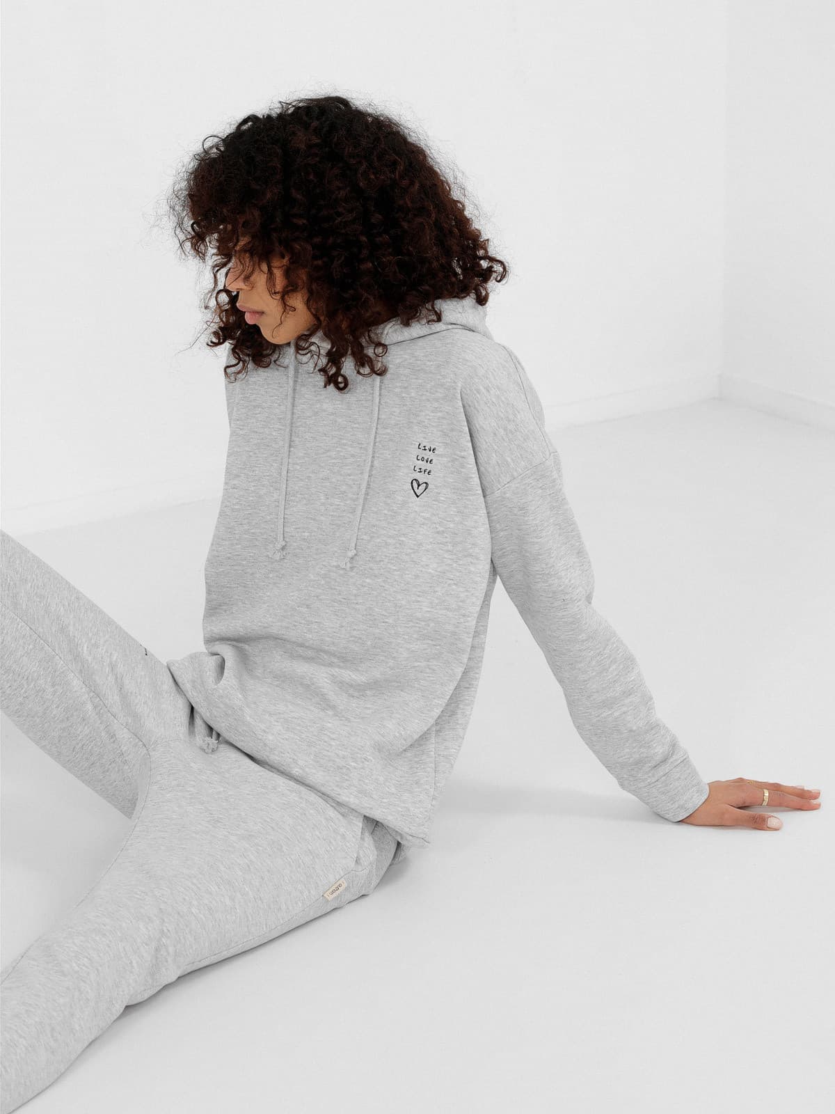 Outhorn HOL22-BLD603 WARM LIGHT GREY MELANGE Dámská mikina US S HOL22-BLD603 LIGHT GREY MEL - náhled 3