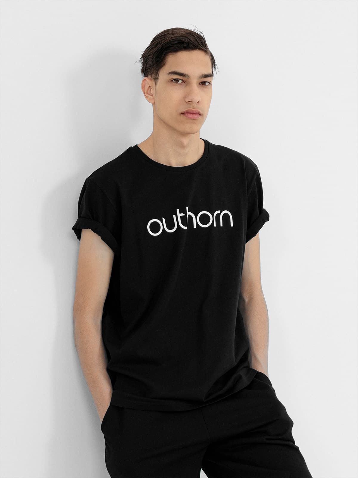 Outhorn HOL22-TSM601 DEEP BLACK Pánské tričko US S HOL22-TSM601 DEEP BLACK - náhled 3