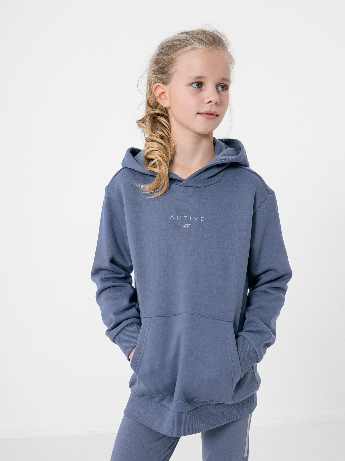 4F HJZ22-JBLD003 DENIM Dětská mikina EU 128 HJZ22-JBLD003 DENIM - náhled 4