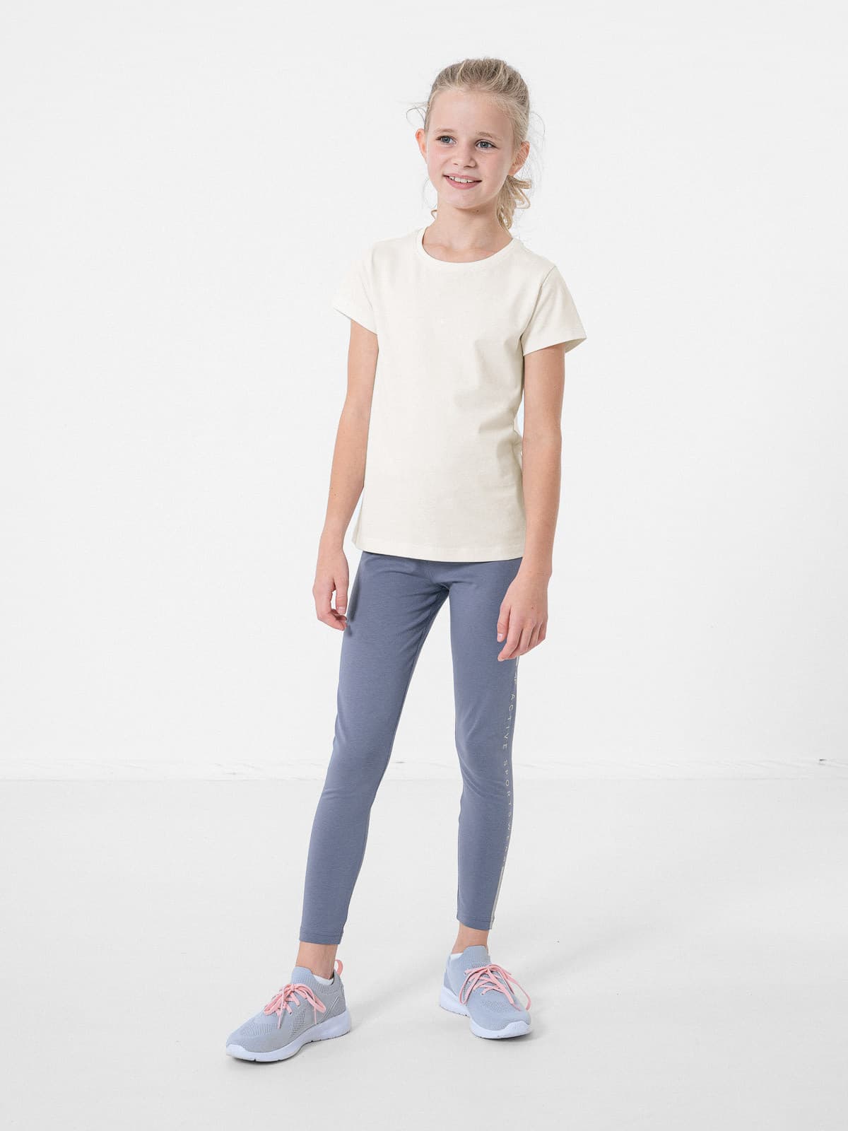 4F HJZ22-JTSD002 OFF WHITE Dětské tričko EU 122 HJZ22-JTSD002 OFF WHITE - náhled 3