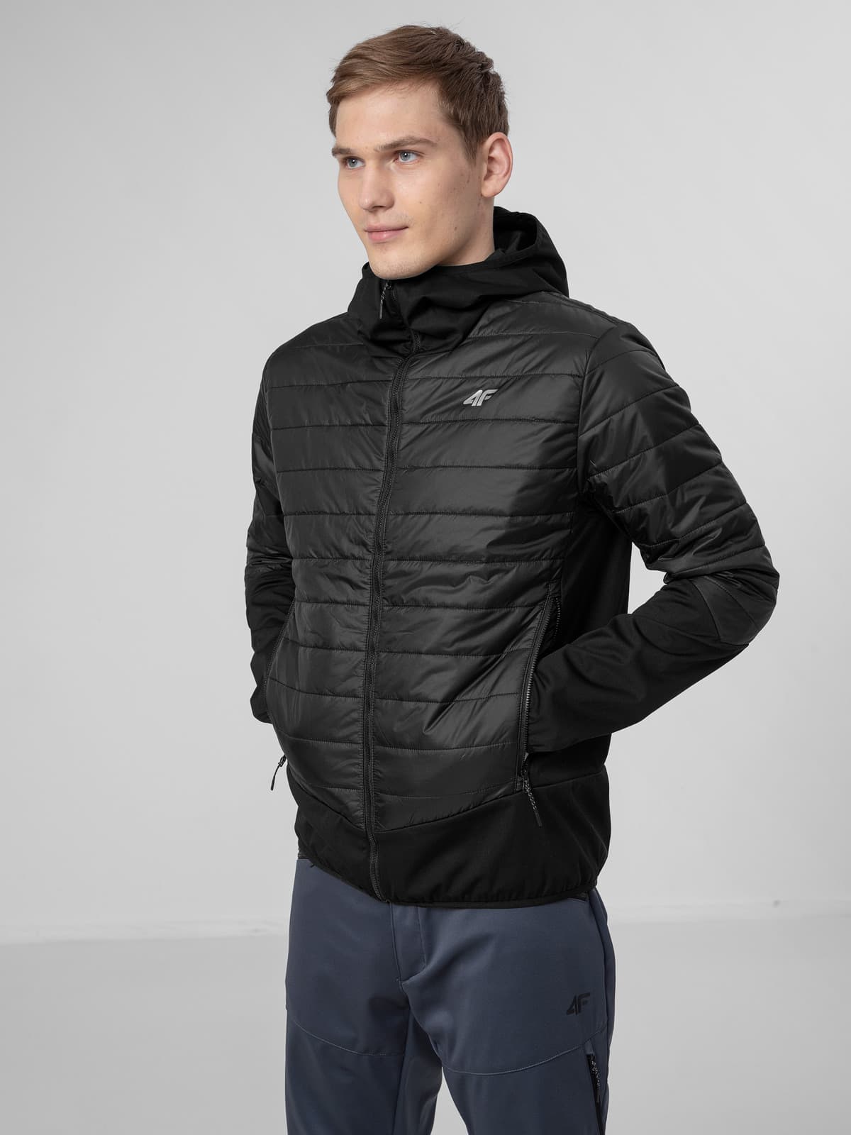 4F H4Z22-KUMH060 DEEP BLACK Pánská zimní bunda US XXL H4Z22-KUMH060 DEEP BLACK - náhled 3