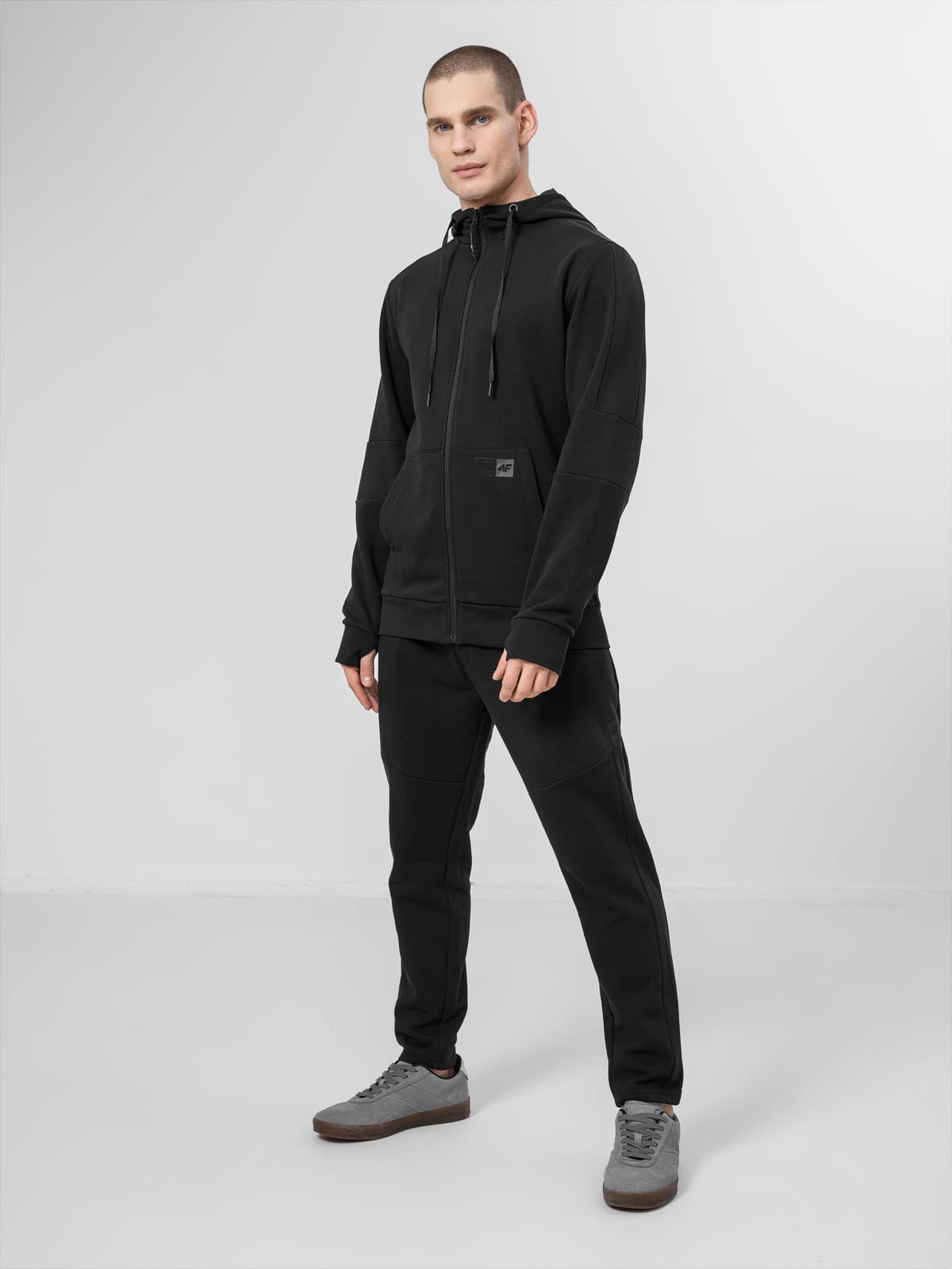 4F H4Z22-SPMD013 DEEP BLACK Pánské tepláky US XL H4Z22-SPMD013 DEEP BLACK - náhled 3
