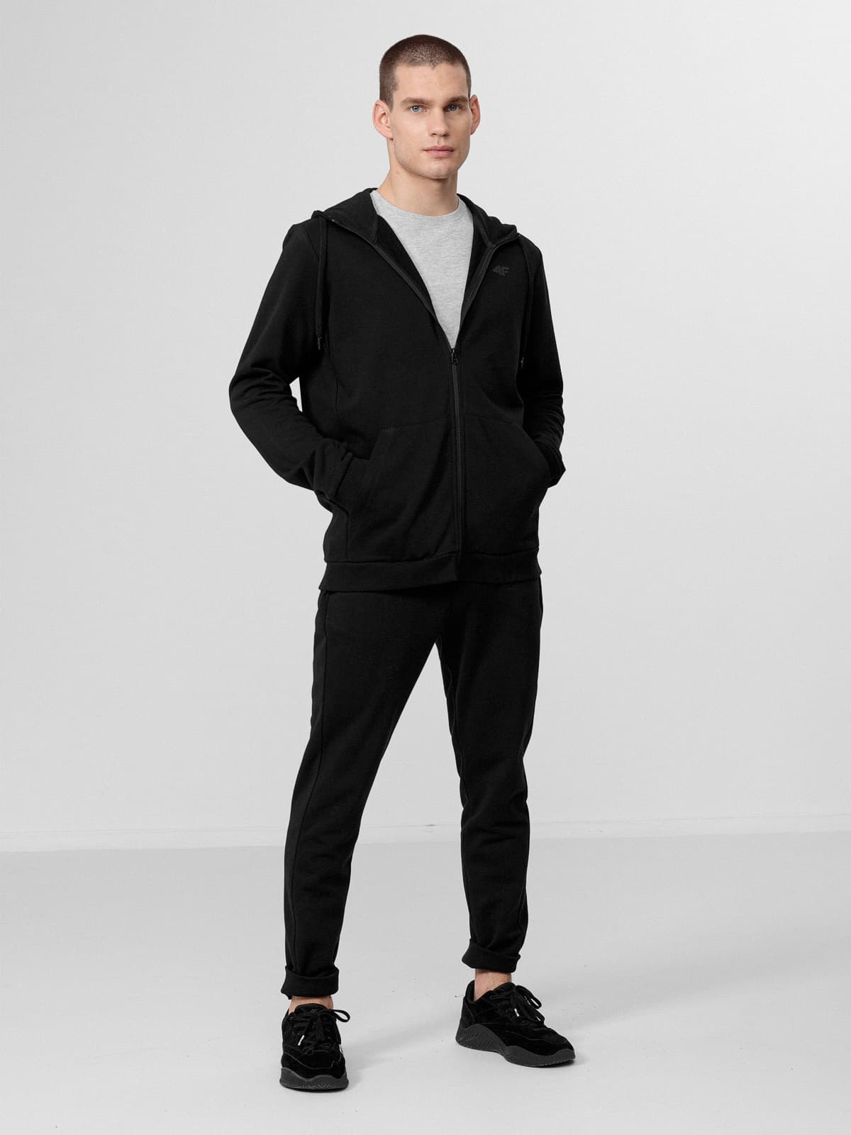 4F H4Z22-BLM353 DEEP BLACK Pánská mikina US S H4Z22-BLM353 DEEP BLACK - náhled 4