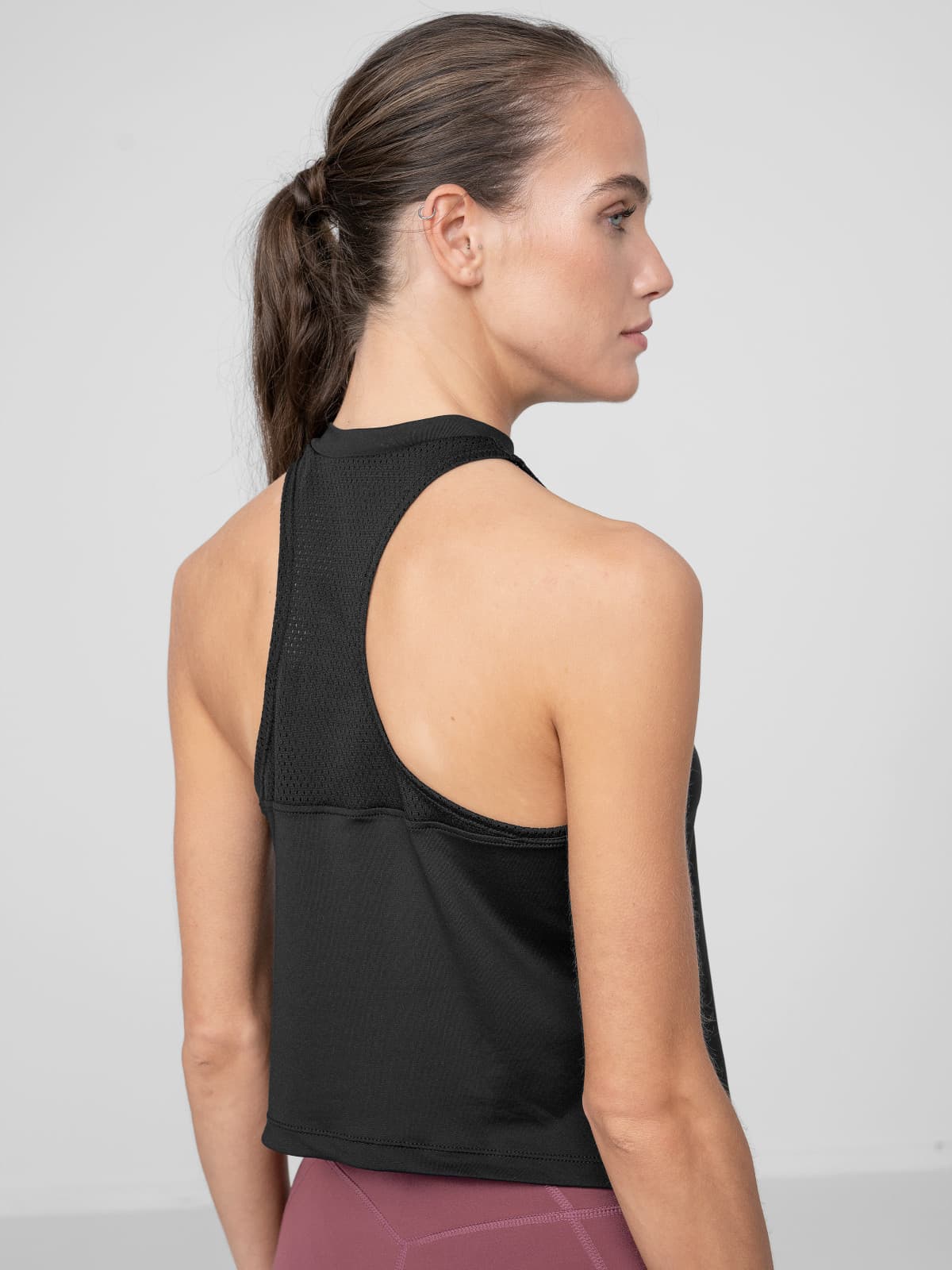 4F H4Z22-TSDF016 DEEP BLACK Dámské tílko US XL H4Z22-TSDF016 DEEP BLACK - náhled 4