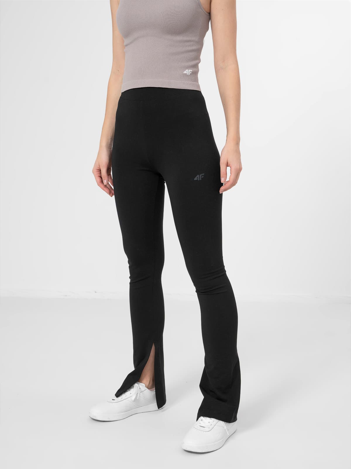 4F H4Z22-LEG013 DEEP BLACK Dámské legíny US M H4Z22-LEG013 DEEP BLACK - náhled 4