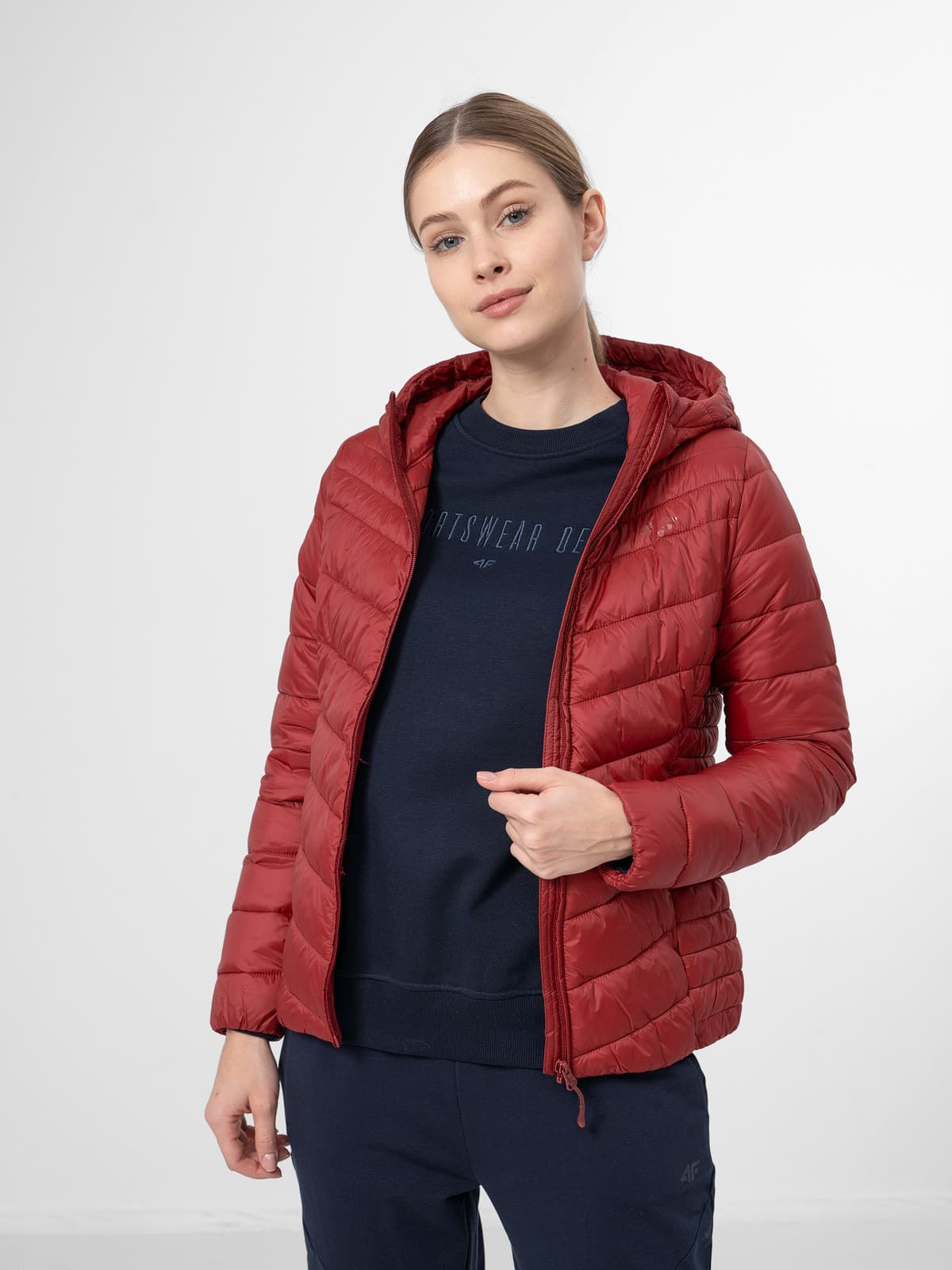 4F H4Z22-KUDP003 DARK RED Dámská bunda US S H4Z22-KUDP003 DARK RED - náhled 3