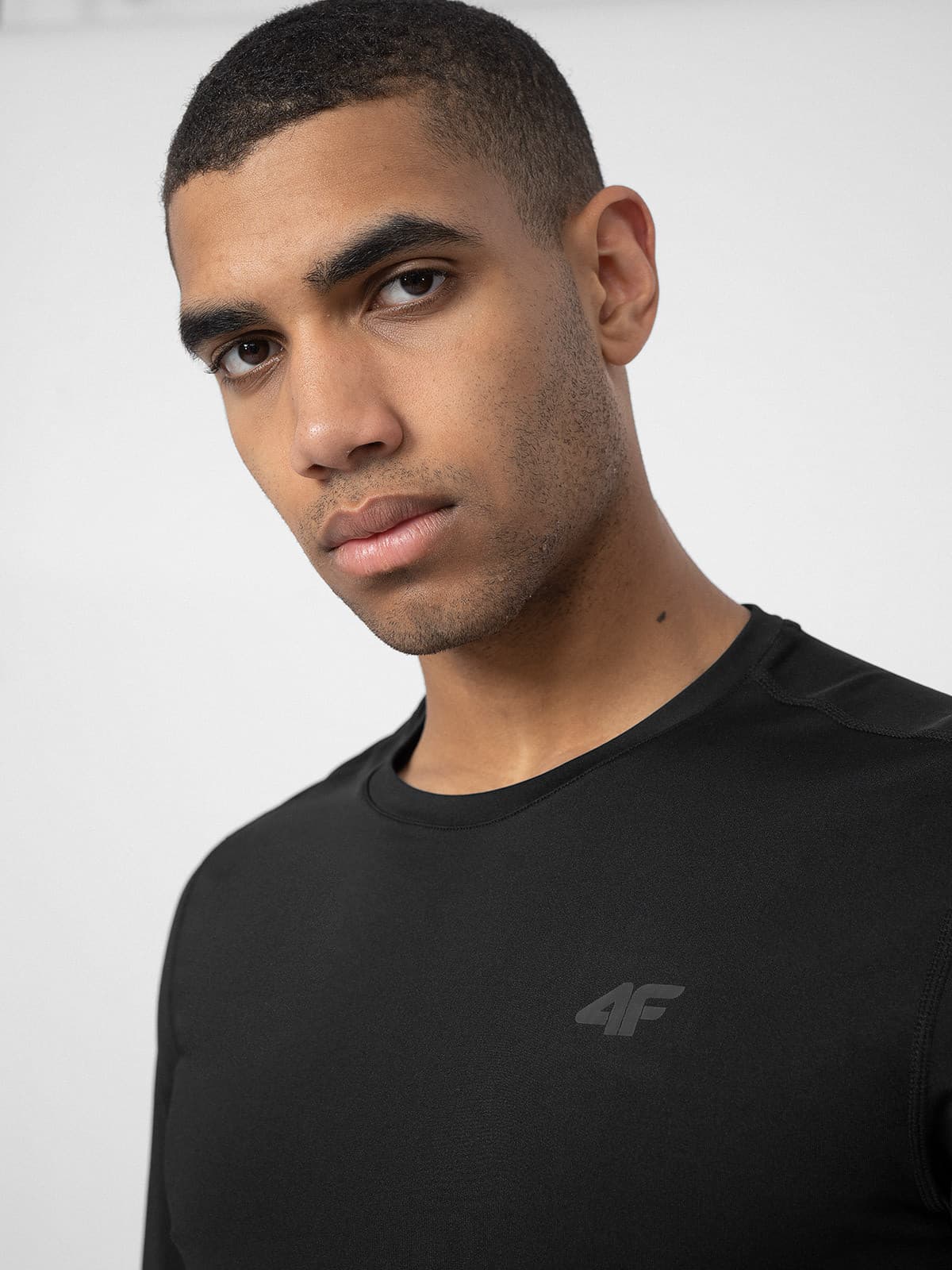 4F 4FSS23TFLOM081 DEEP BLACK Pánské tričko US M 4FSS23TFLOM081 DEEP BLACK - náhled 3