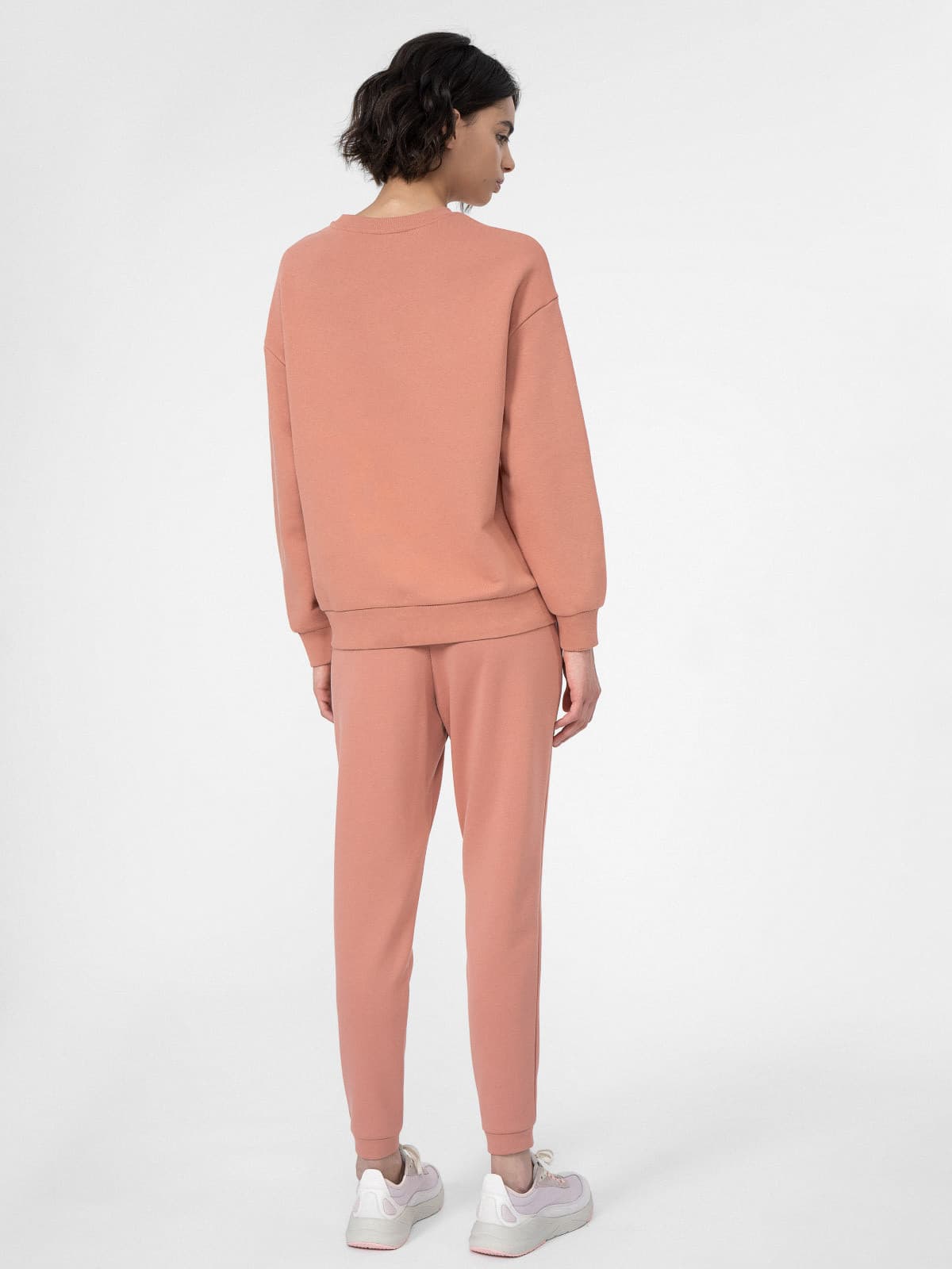 4F 4FSS23TTROF333 SALMON CORAL Dámské tepláky US XL 4FSS23TTROF333 SALMON CORAL - náhled 3