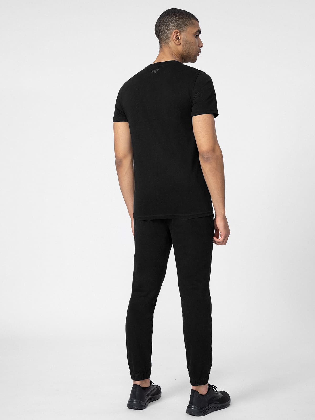 4F 4FSS23TTROM154 DEEP BLACK Pánské tepláky US M 4FSS23TTROM154 DEEP BLACK - náhled 5