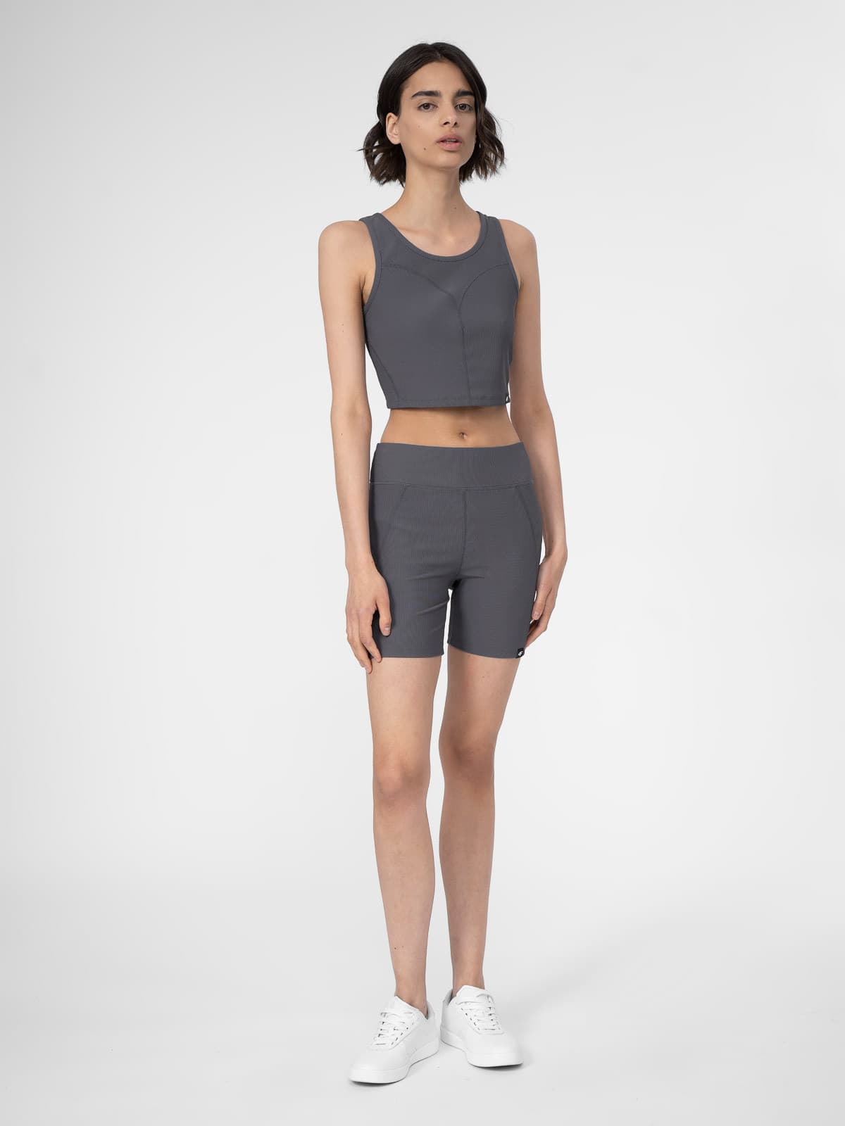 4F 4FSS23TTIGF041 ANTHRACITE Dámské legínové kraťasy US L 4FSS23TTIGF041 ANTHRACITE - náhled 3